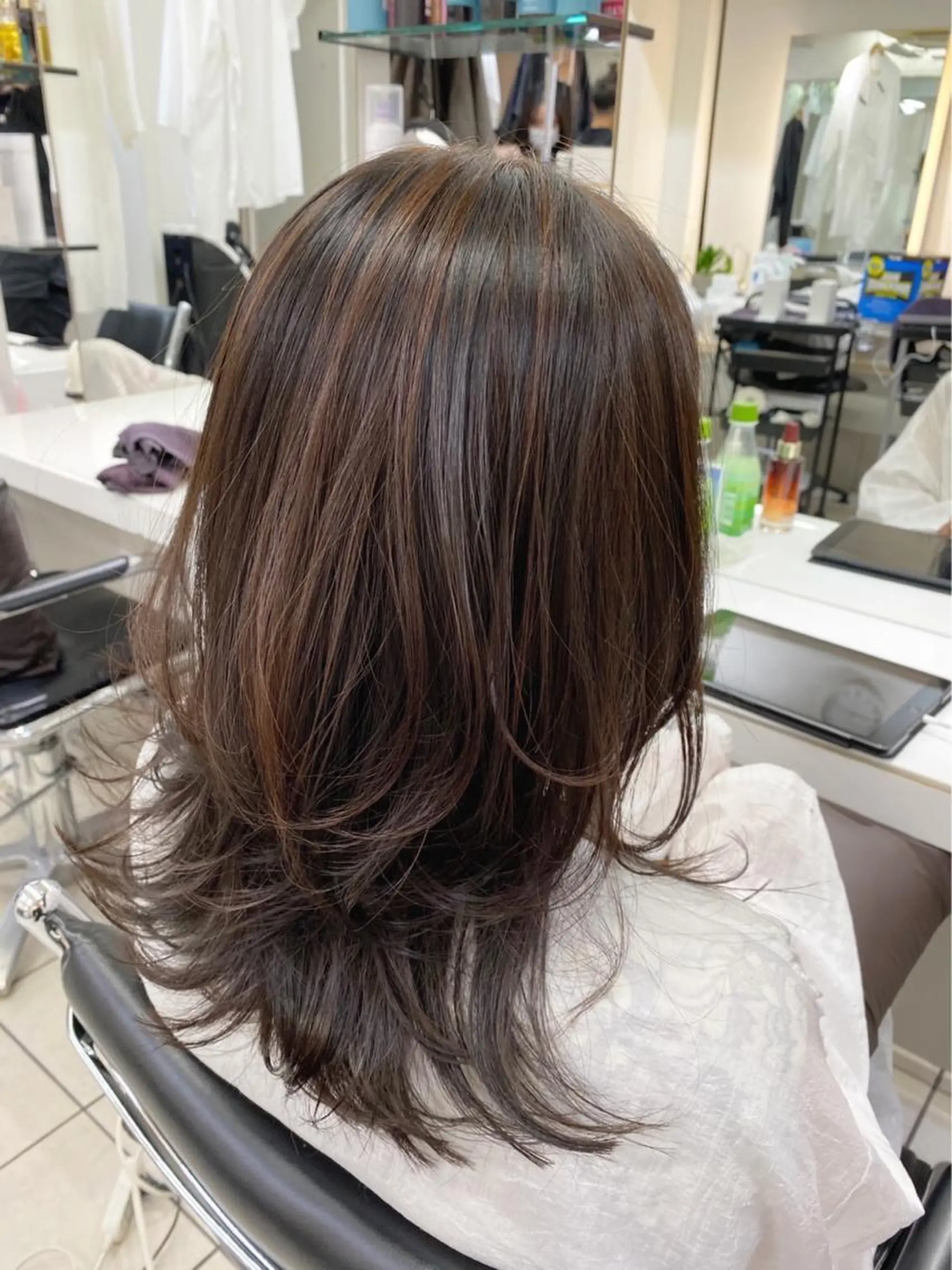 ミディアム カラー TONI&GUY   EBISU所属・星野 菜月のヘアスタイル