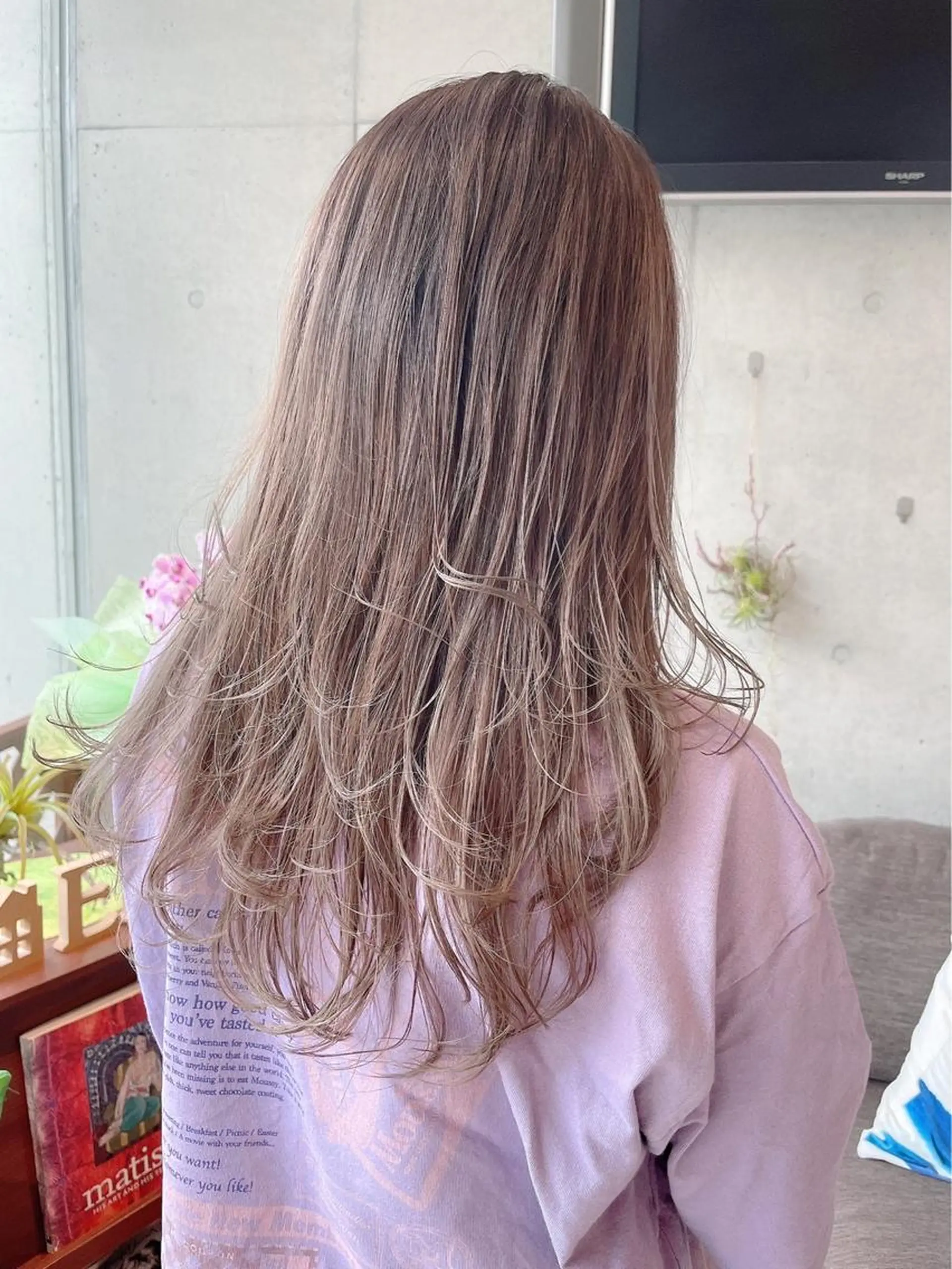 ロング カラー 増渕 里奈のヘアスタイル