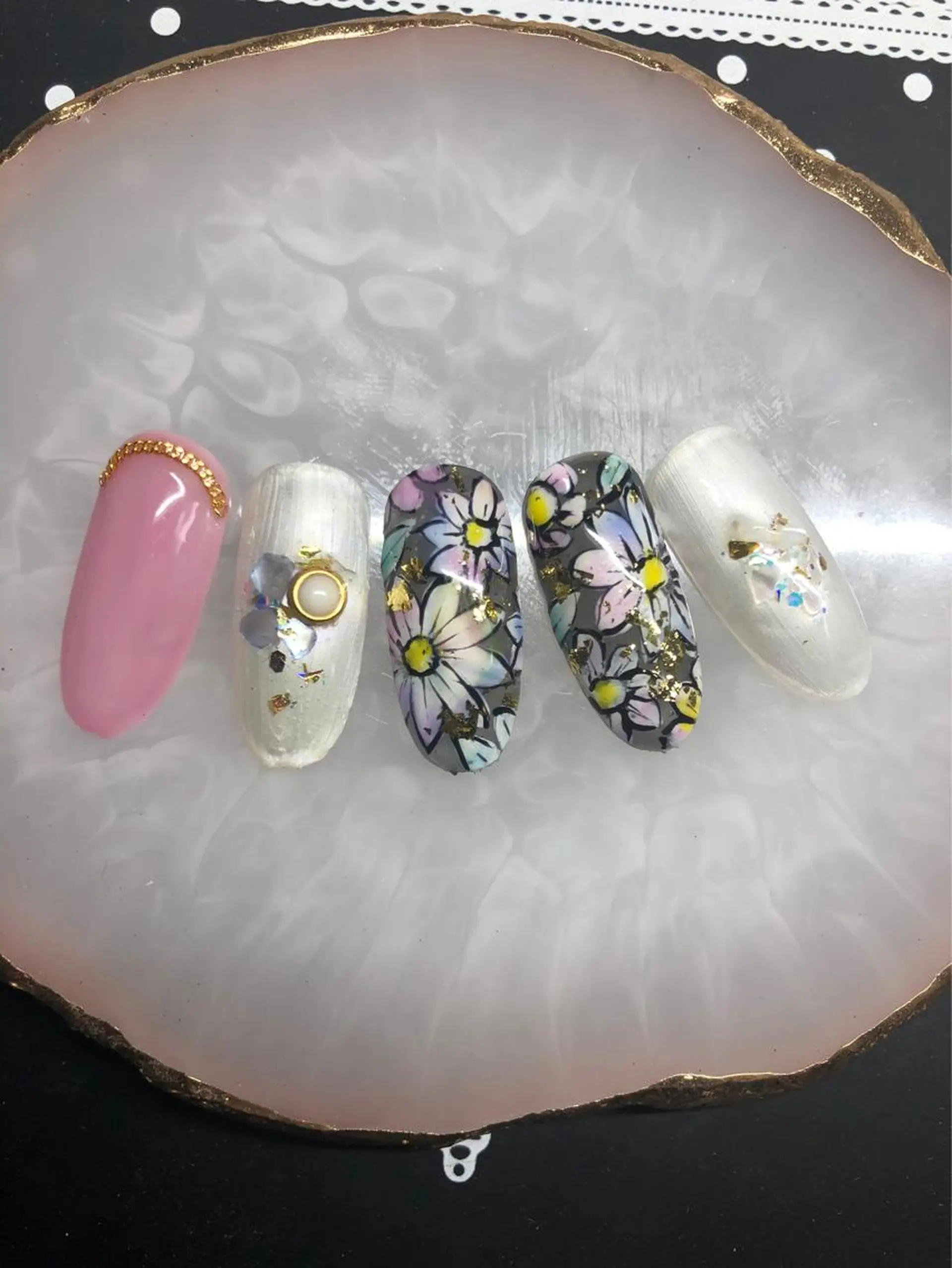 ネイル 奥園 良恵のネイルデザイン