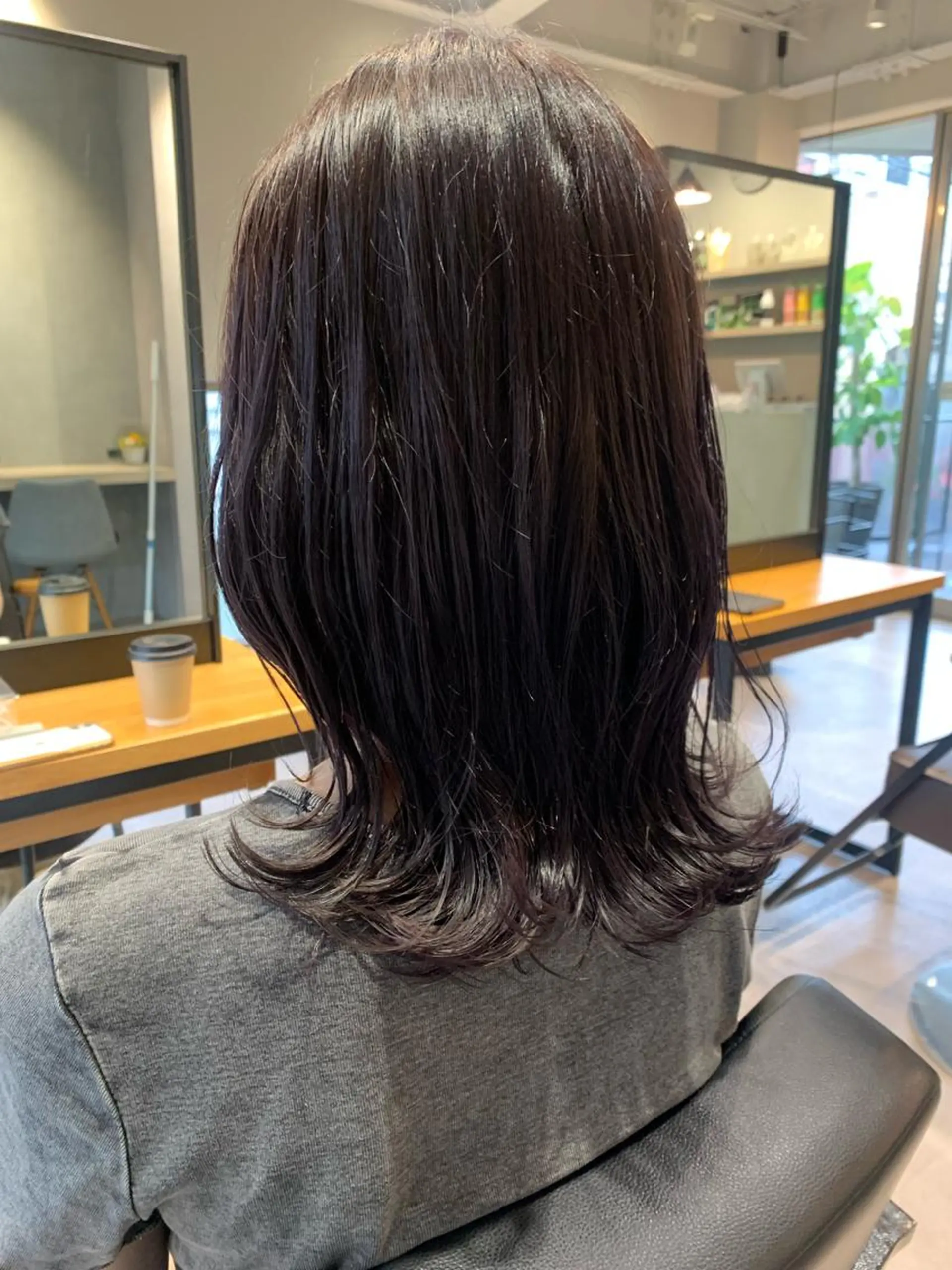 ミディアム カット ヘアカラー 【髪質改善🌿】木本 志歩のヘアスタイル