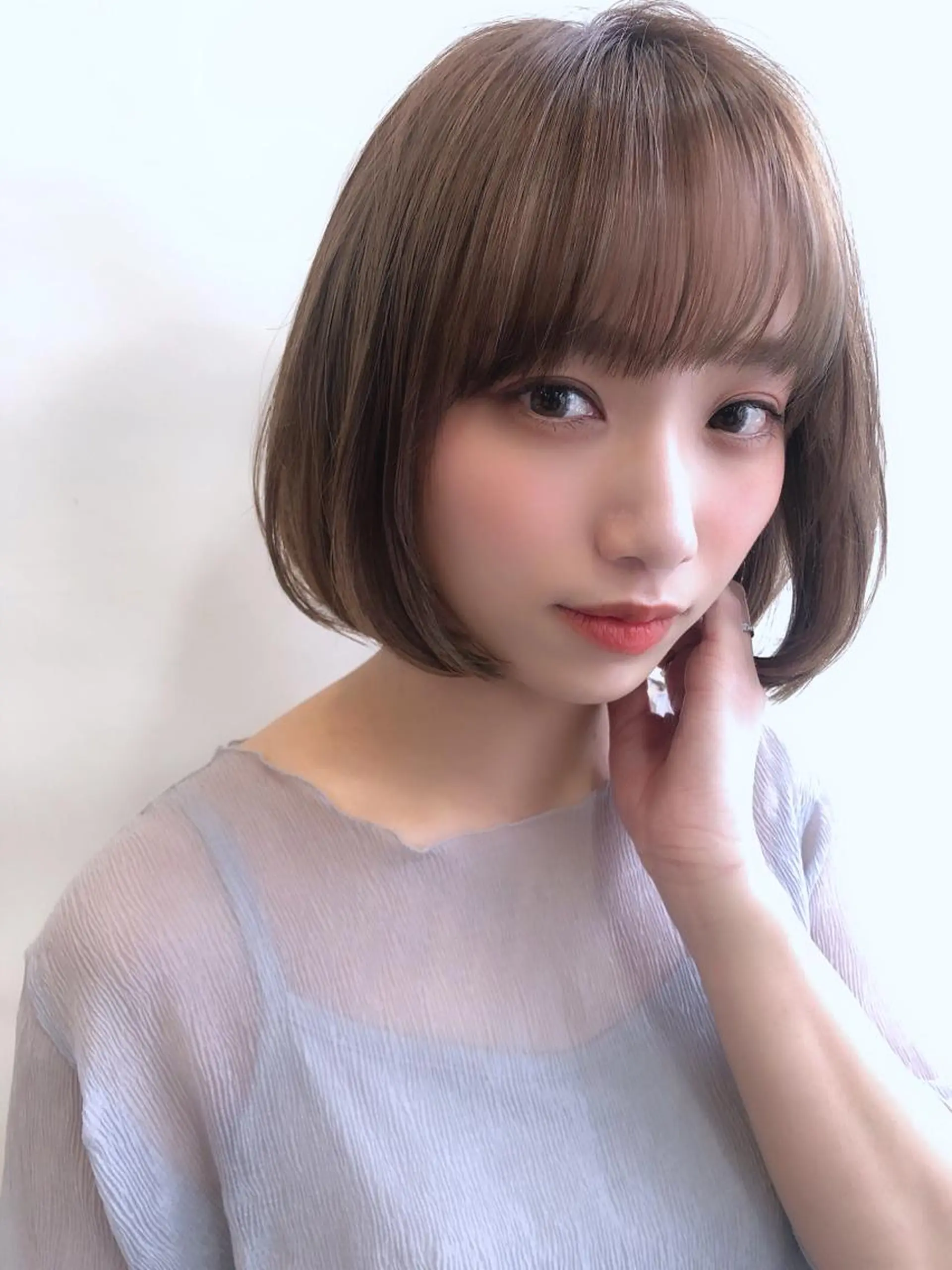 ミディアム カラー アッシュ インナーカラー レイヤーカット 外ハネヘア ヘアカラー ✨レイヤーお任せ✨ 林有里子のヘアスタイル