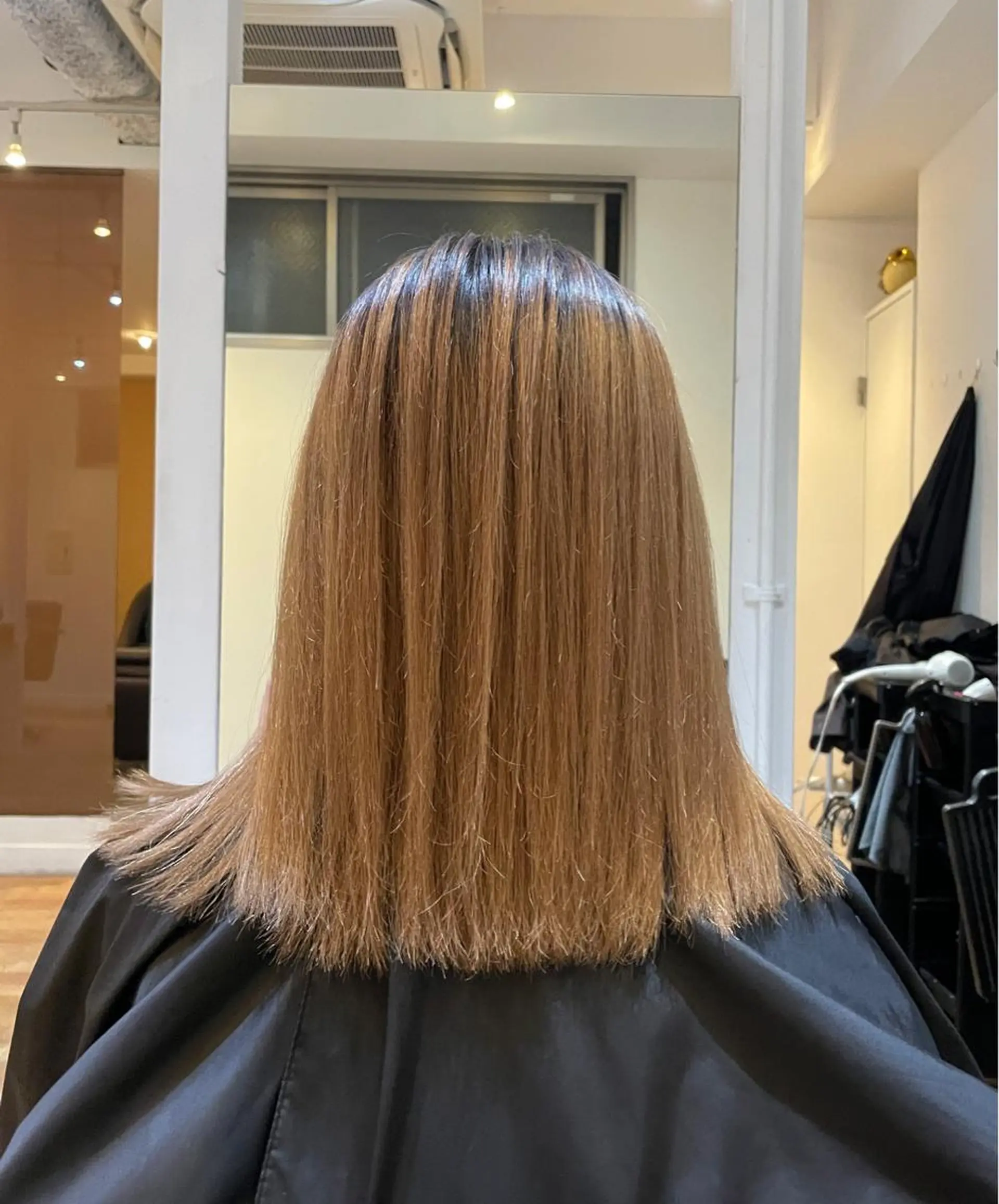 ミディアム カラー 🇰🇷ハイトーン× 韓国レイヤー레이어드のヘアスタイル