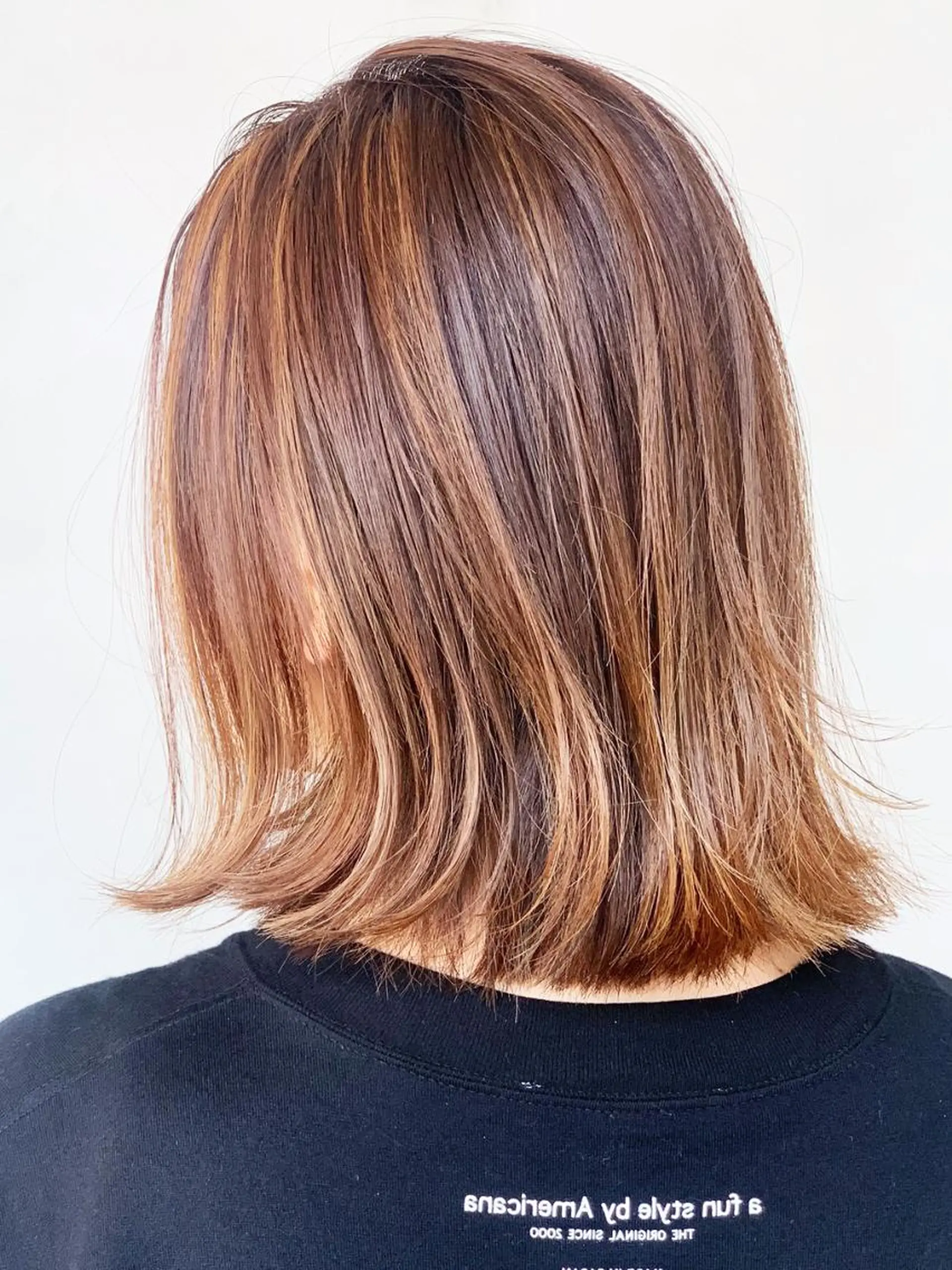 ミディアム カラー パーマ ヘアアレンジ ハイライトカラー ハイライト レイヤーカット ITbyALBUM 中野店のヘアスタイル