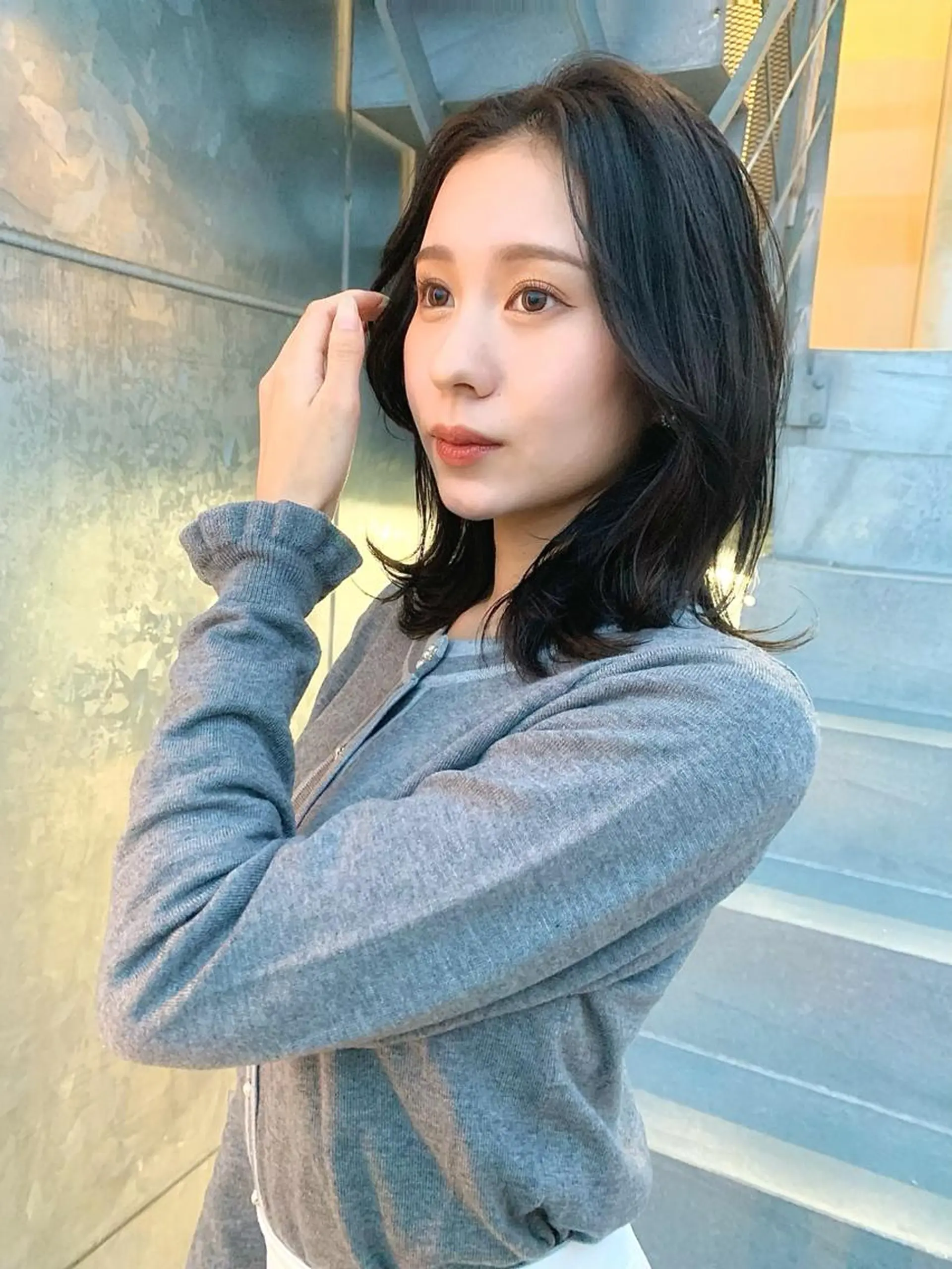 ミディアム カラー ヘアアレンジ 貴方以上に貴方の髪を 想う🌕野口昴夢のヘアスタイル