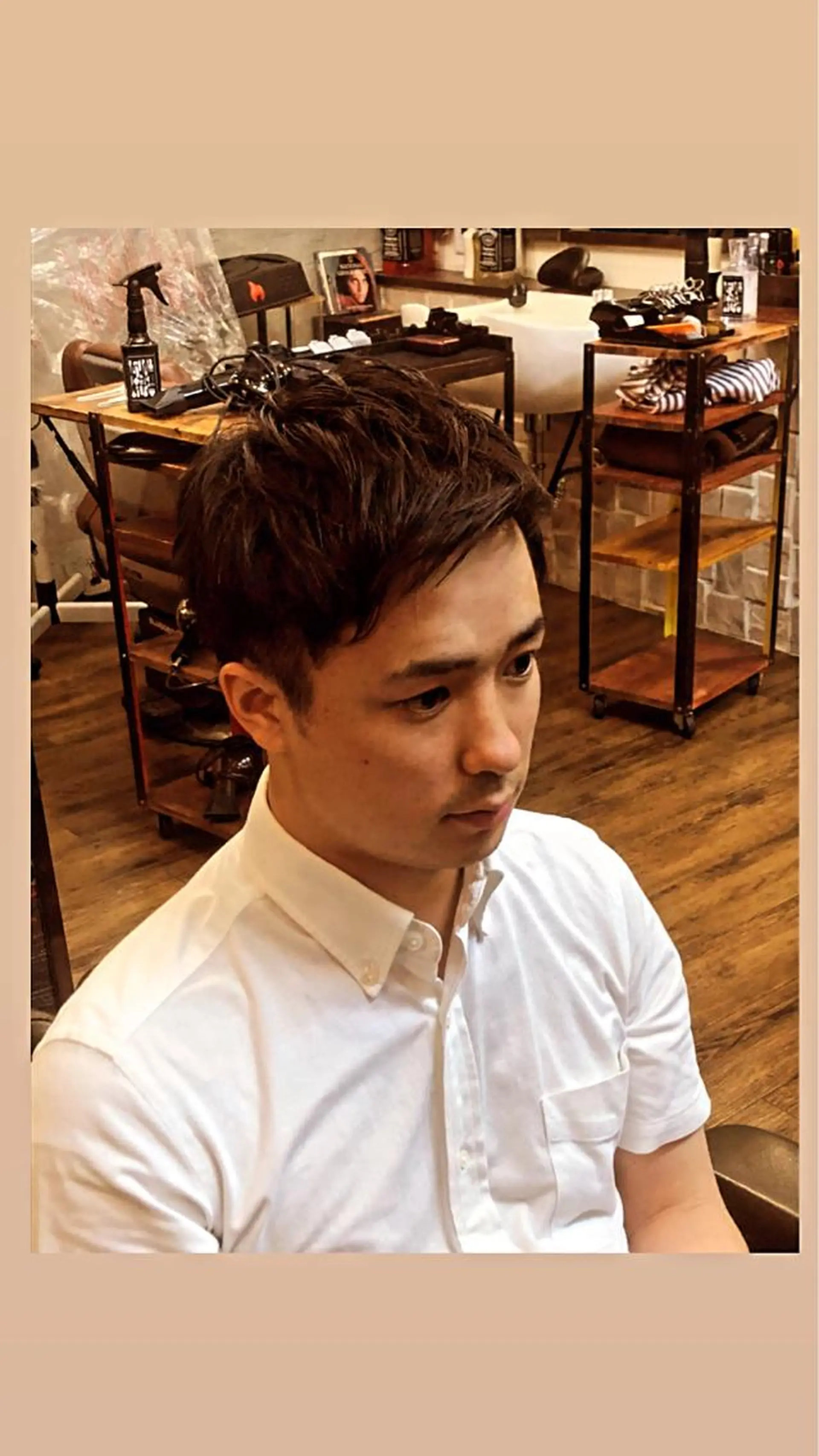 ショート ナイルプラス ヨウのヘアスタイル