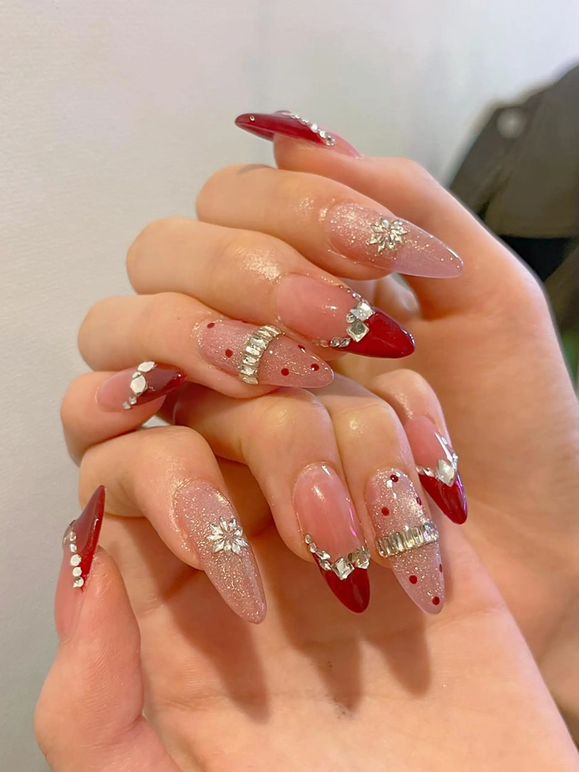 ネイル オーロラネイル 長さ出し フットネイル フレンチネイル ジェルネイル ハンドネイル Xuka Belle Nailのネイルデザイン