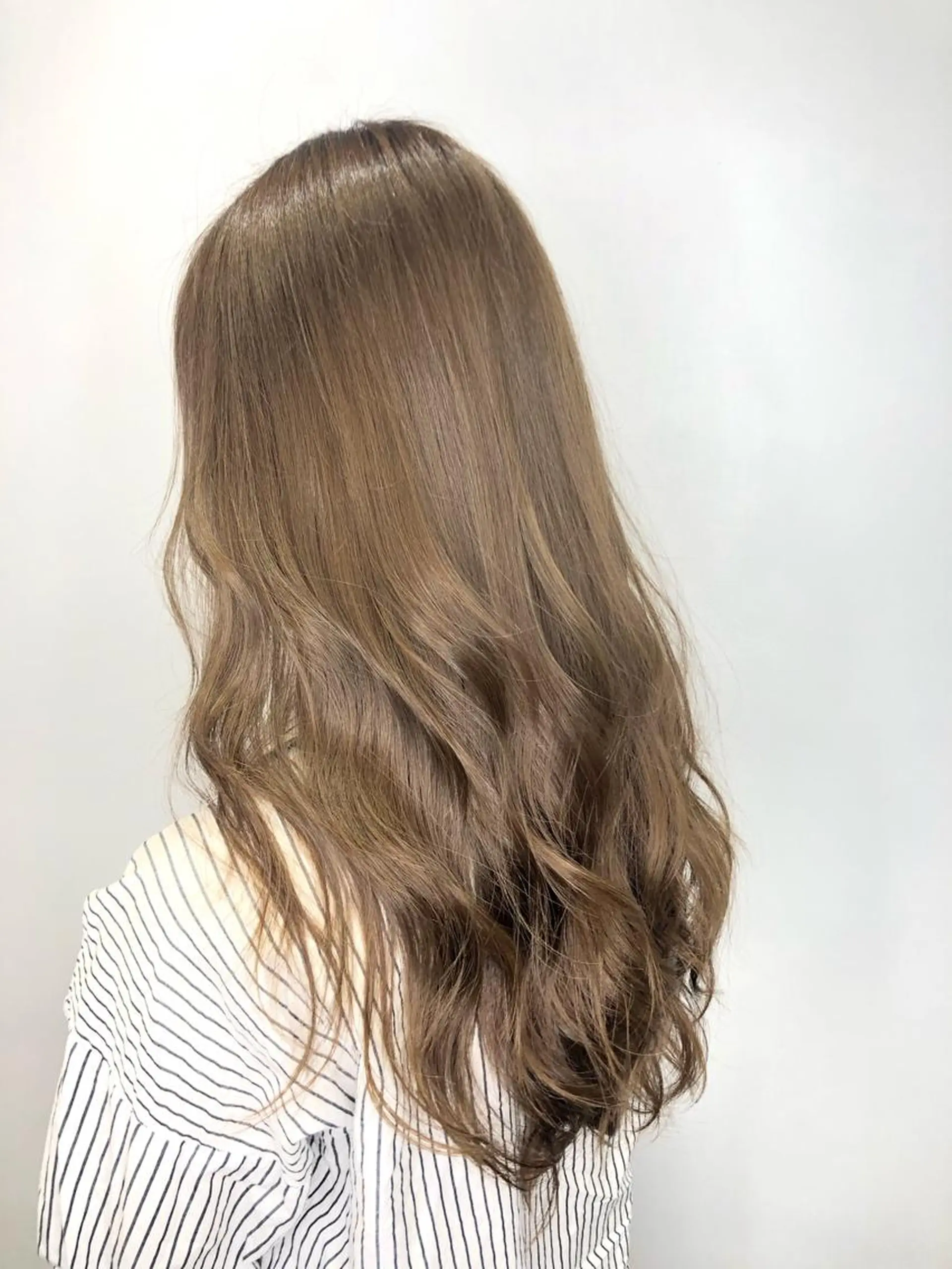 ロング ヘアカラー トリートメント soelle(room四日市店)所属・soelle Hanaのヘアスタイル