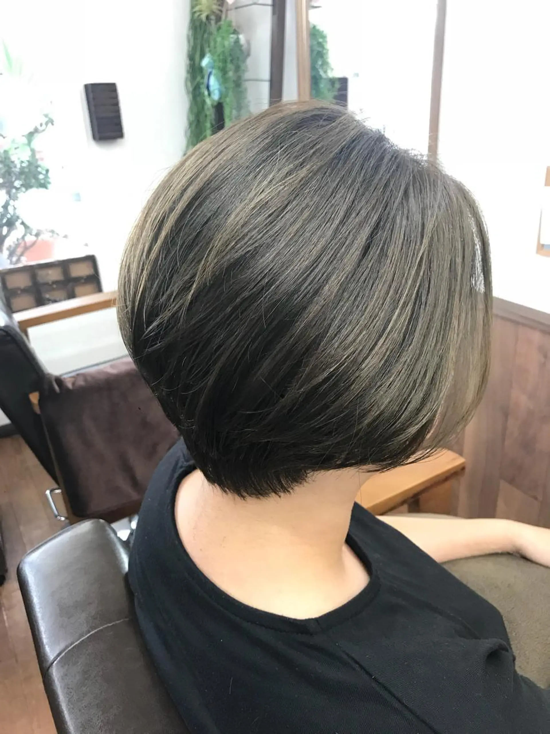ショート カラー カット ヘアカラー トリートメント 澤田 拓己のヘアスタイル