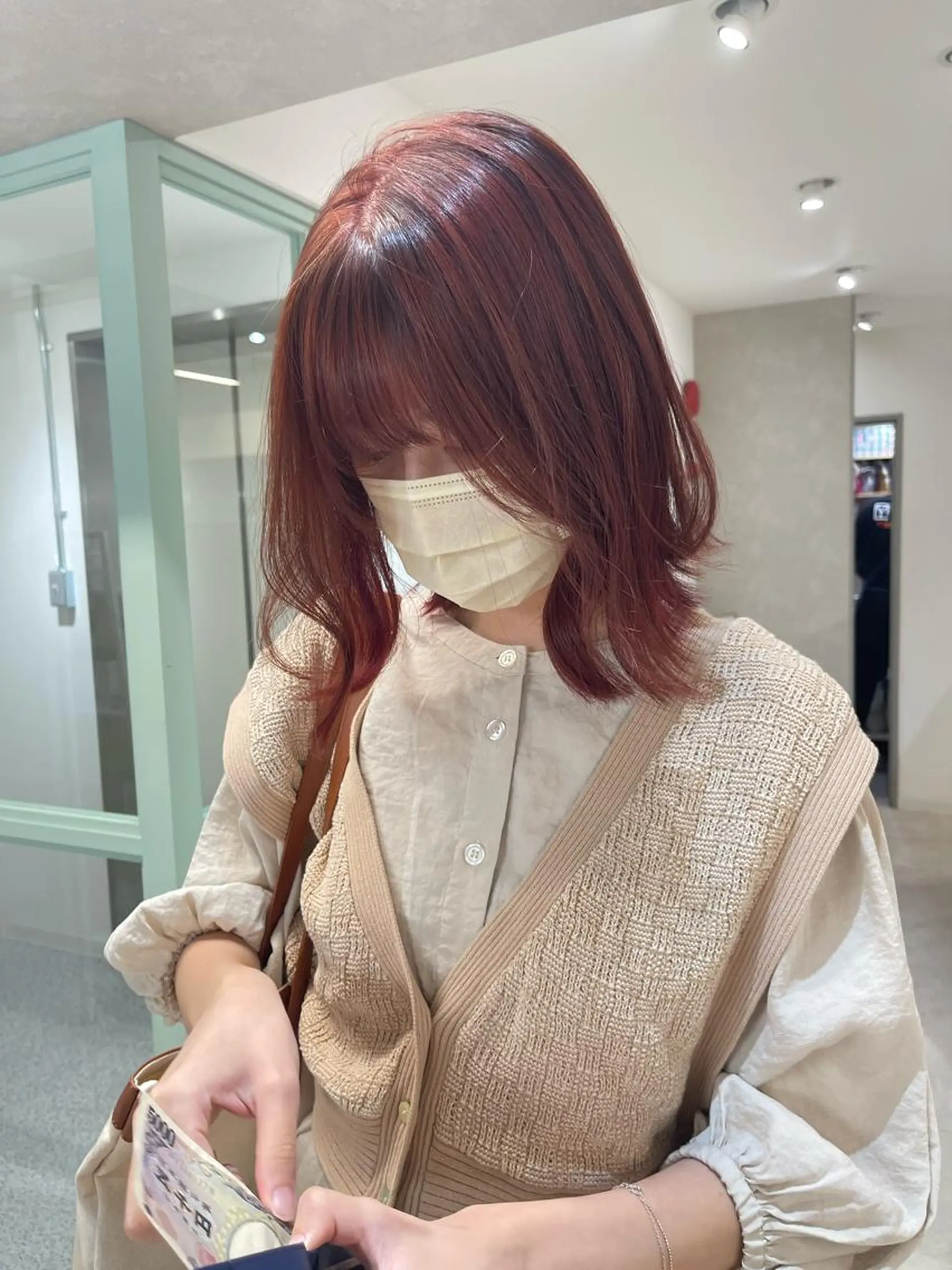 ミディアム カラー ヘアアレンジ カット ヘアカラー トリートメント Peyp所属・早瀬裕之 パーマのヘアスタイル