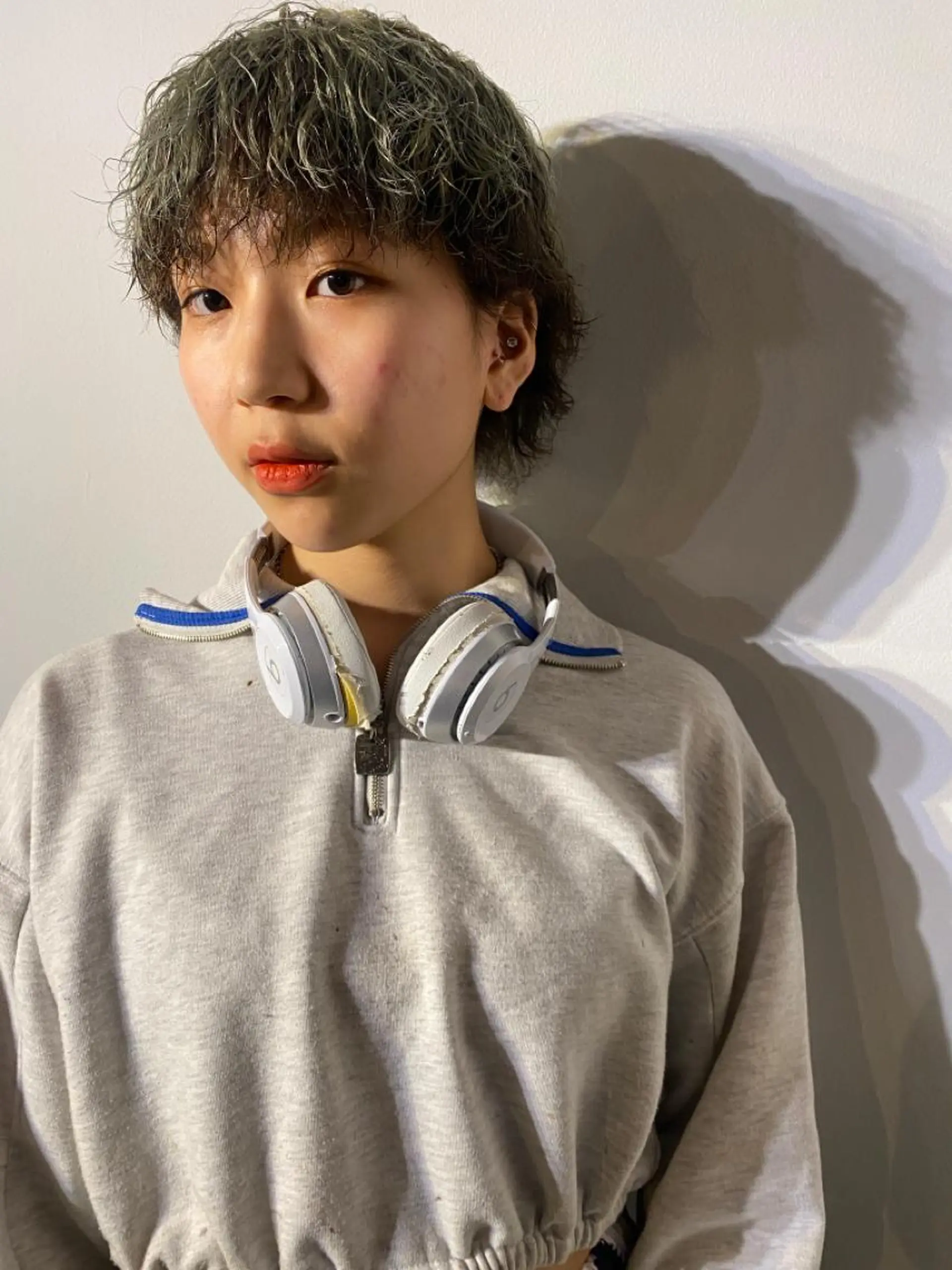 ショート パーマ メンズ メンズブリーチ コンマヘア フェードカット メンズハイライト カルマパーマ 🔹YUTA🔹 メンズパーマのヘアスタイル