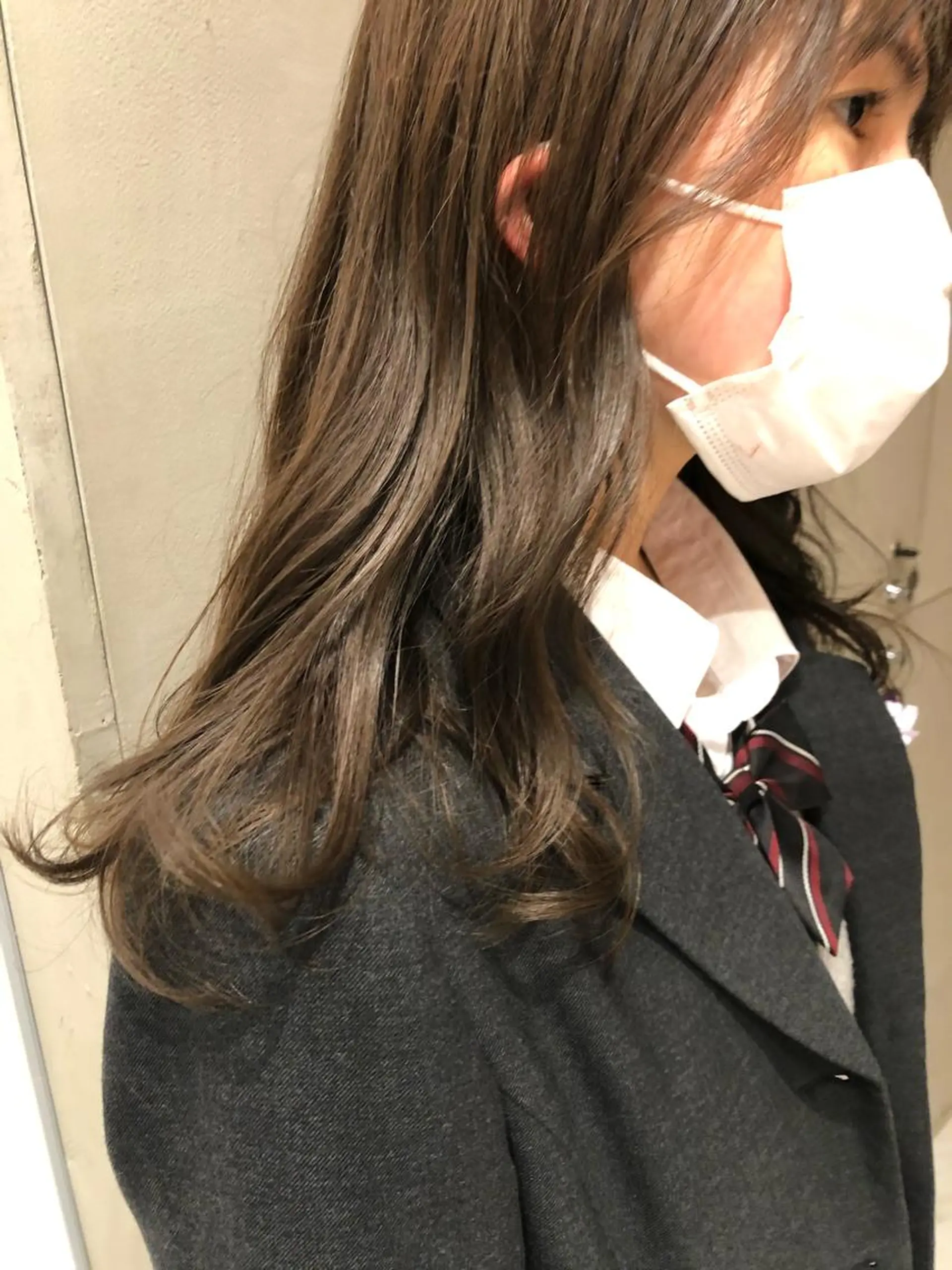 ロング カラー アディクシーカラー オリーブカラー 古屋 花織のヘアスタイル