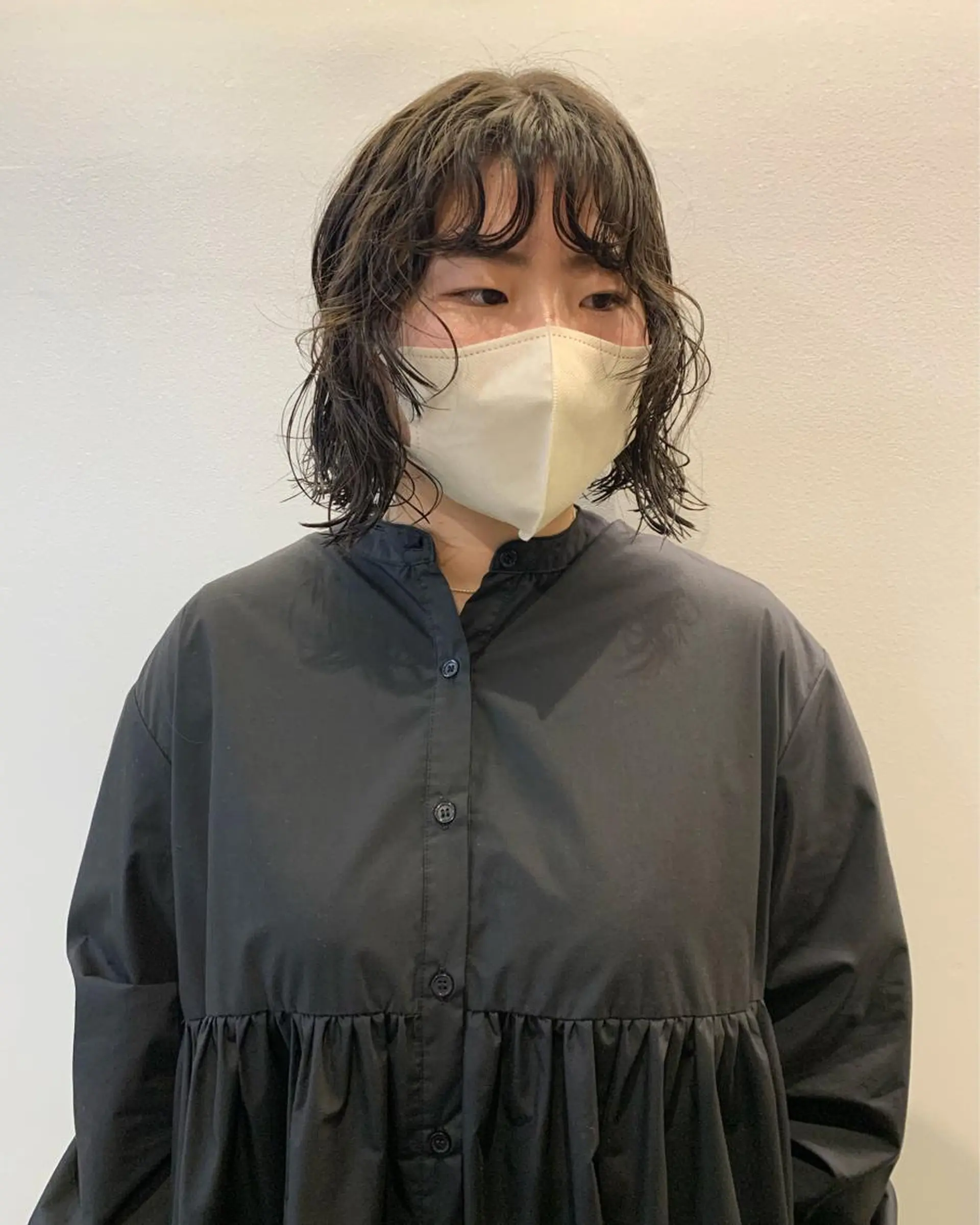 ミディアム パーマ カット パーマ SAKINO． ベージュカラーのヘアスタイル