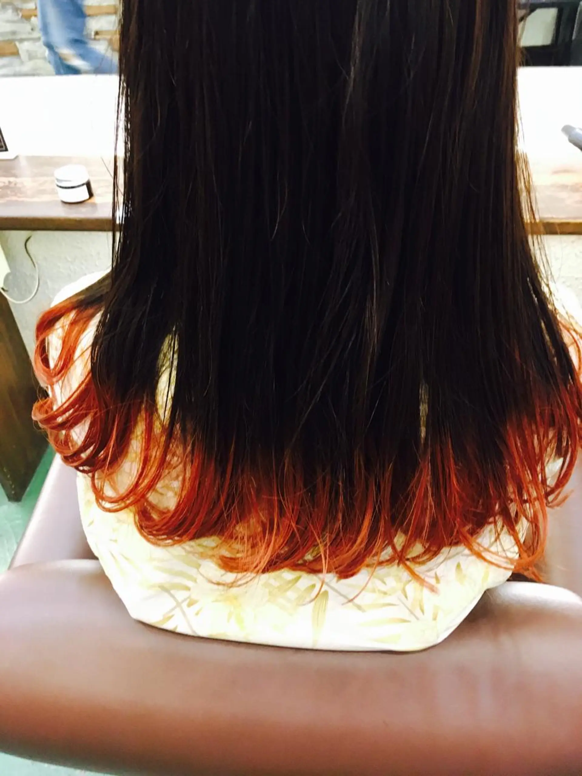 ロング カラー オレンジ オレンジレッド レッドカラー Lagom なかだのヘアスタイル