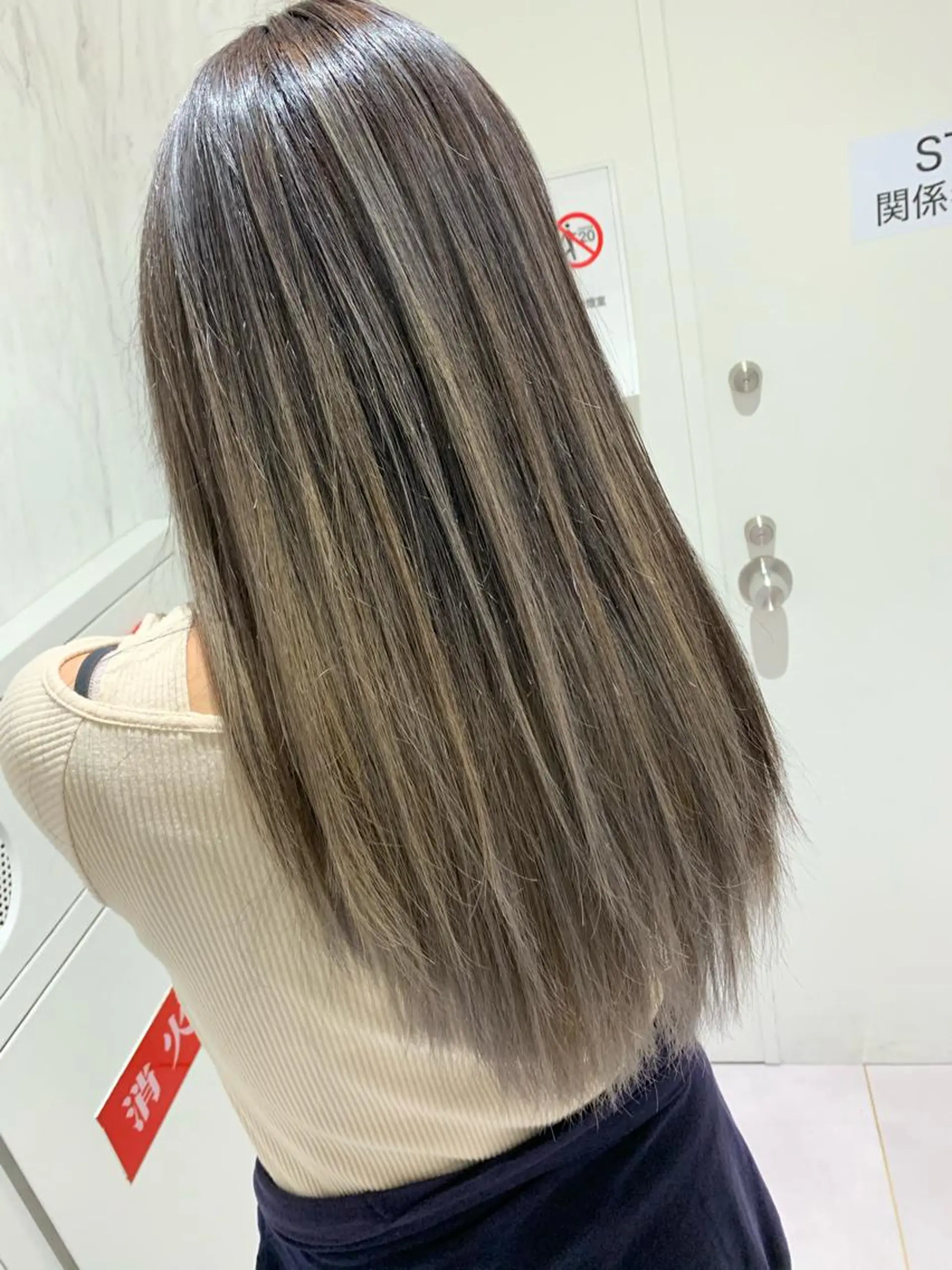 ロング カラー パーマ ヘアアレンジ メンズ キッズ ネイル マツエク・マツパ ARCHE-OSAKA所属・酸性ストレート 髪質改善大槻勇樹のヘアスタイル