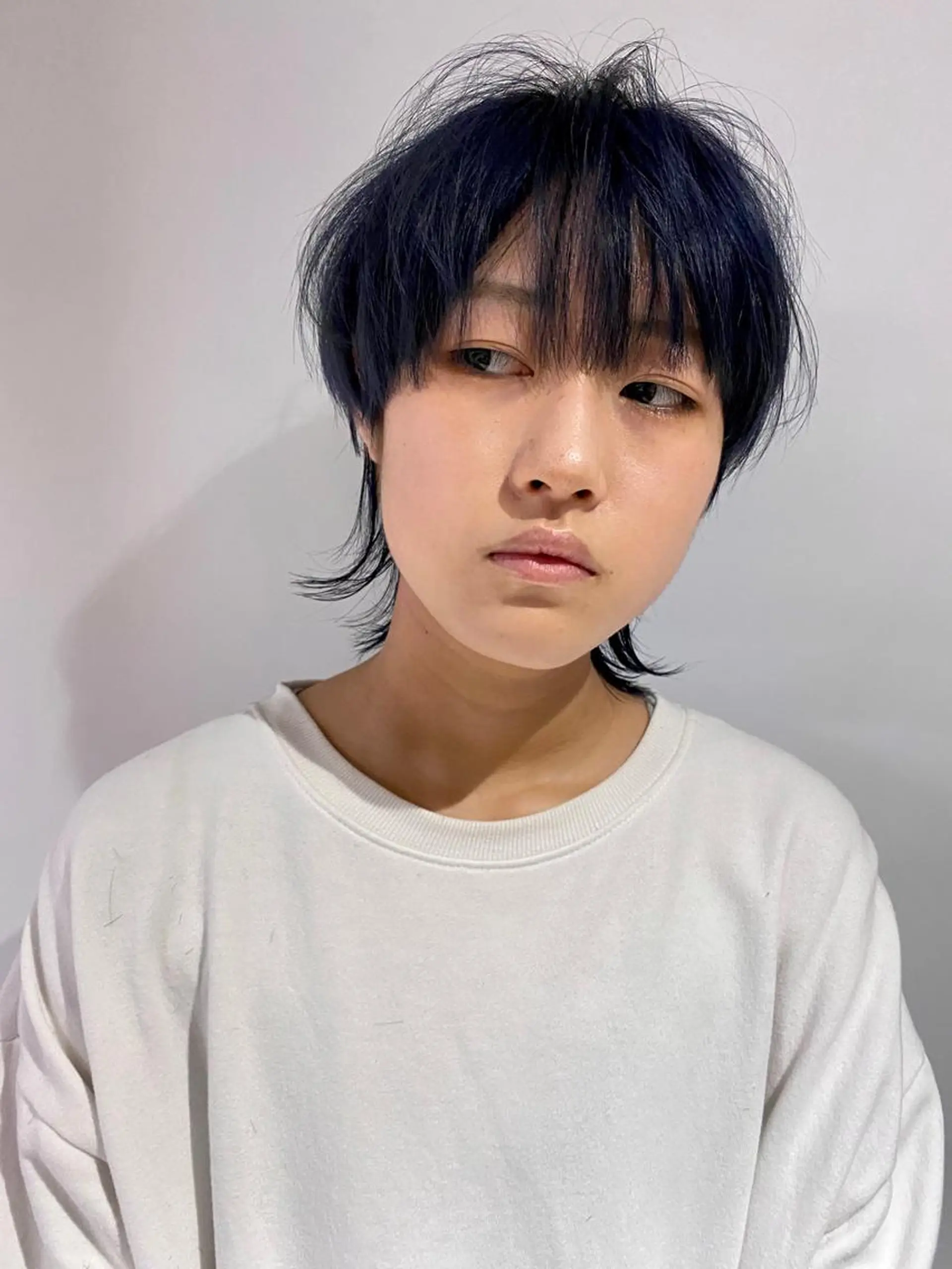 ミディアム カラー KOOKI スティードトーキョーのヘアスタイル