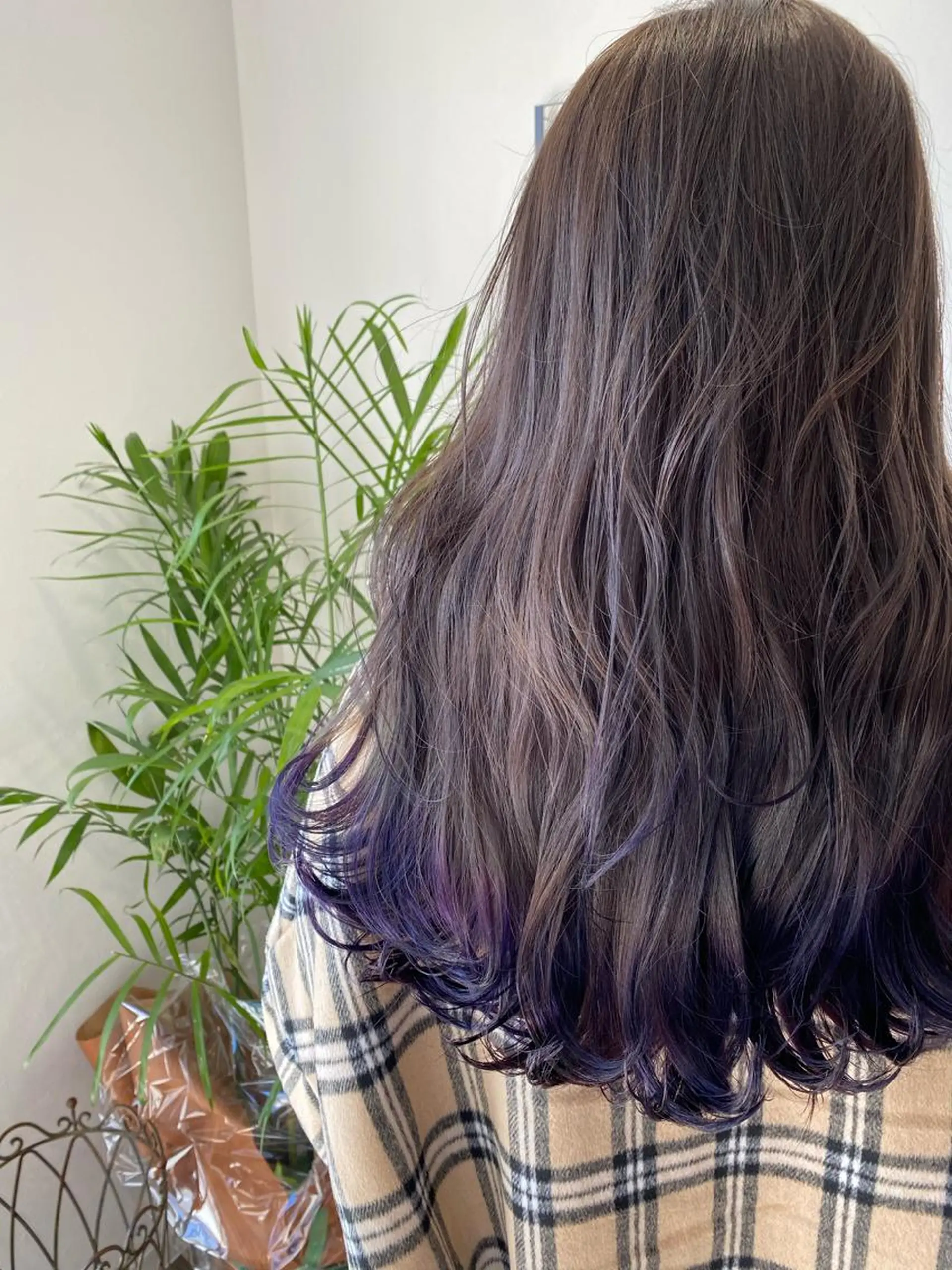 セミロング カラー 粕川 達哉のヘアスタイル