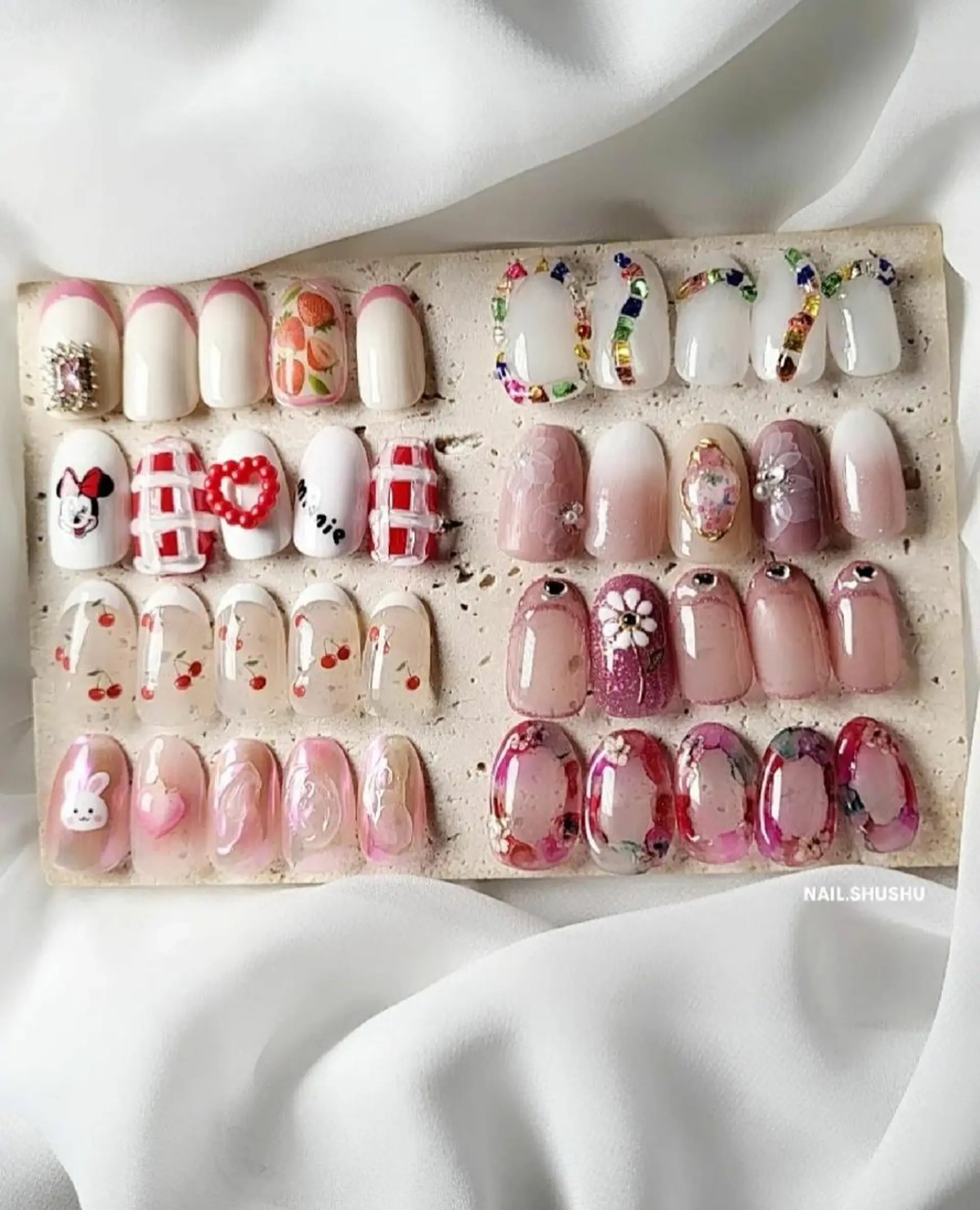 ネイル 持ち込み ニュアンスネイル ワンカラーネイル シンプルネイル 春ネイル ハンドネイル 3dパーツ/流行り 👧shushu❤️のネイルデザイン