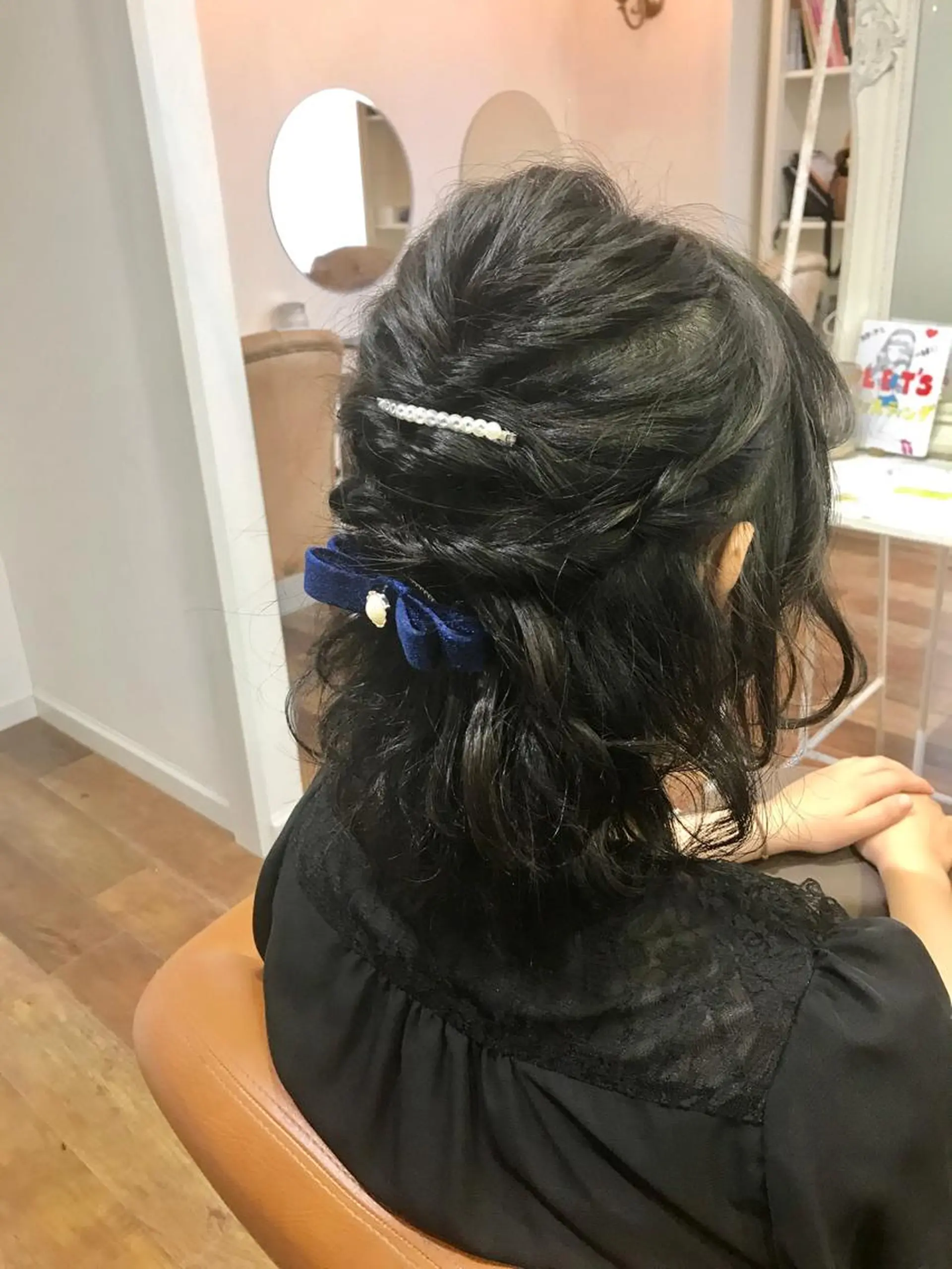 ミディアム ヘアアレンジ いけだ　ひかり ハイライトくびれヘアのヘアスタイル