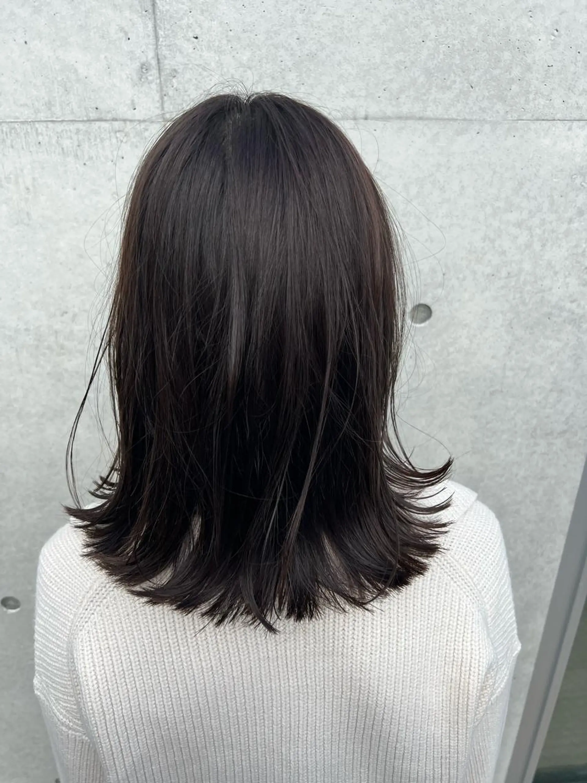 ミディアム アッシュ トリートメント カット ヘアカラー トリートメント 誰より丁寧なカット/ 小林輝/レイヤーのヘアスタイル