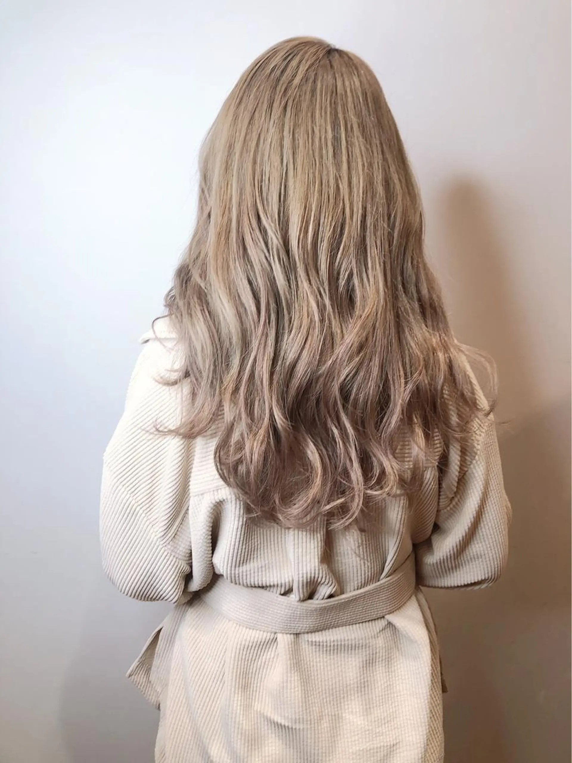 ロング しもかわ かほのヘアスタイル