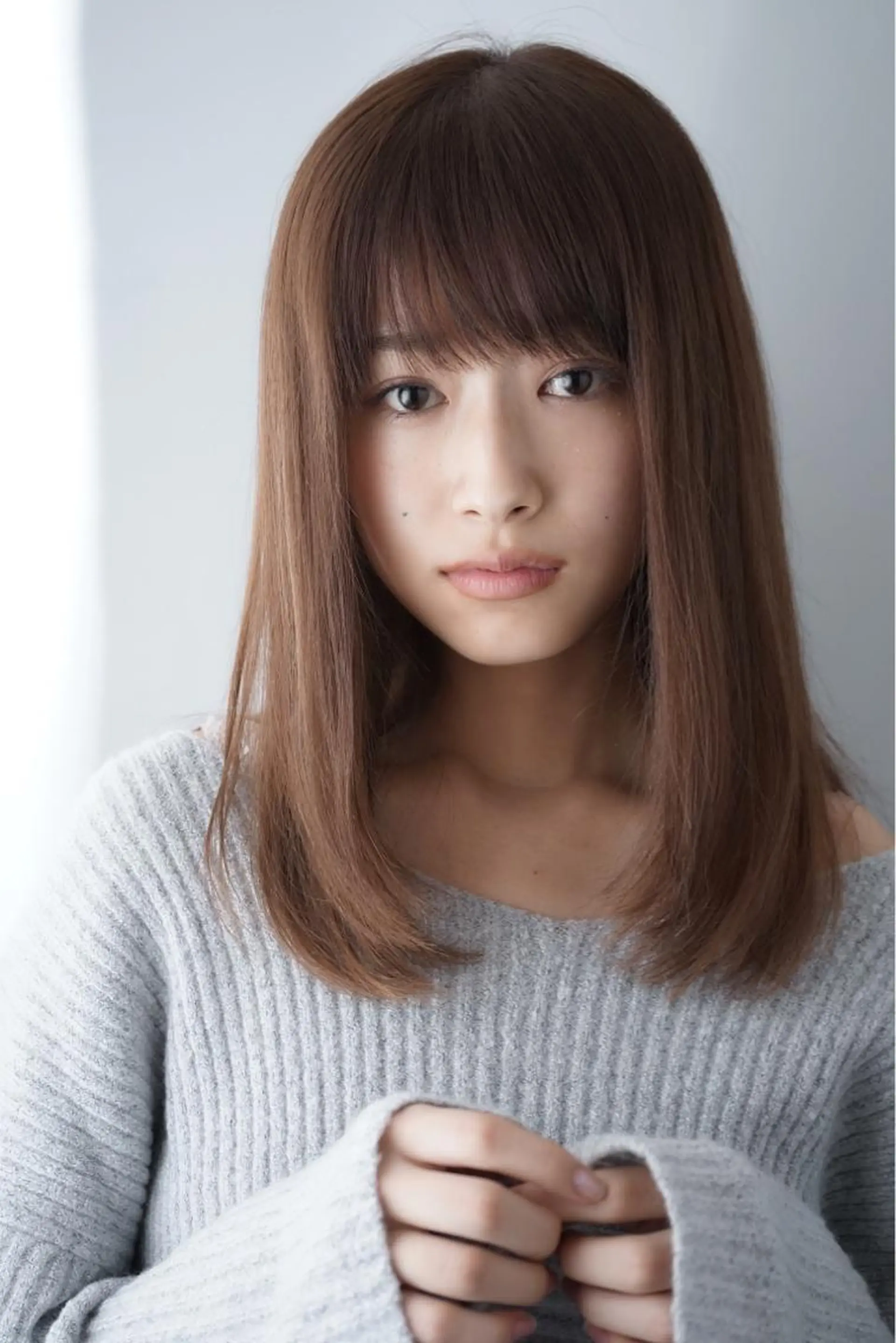 ロング カラー パーマ ヘアアレンジ アッシュ ベージュカラー ストレートパーマ カット ヘアカラー 可愛いを作る神 ナオヒロのヘアスタイル
