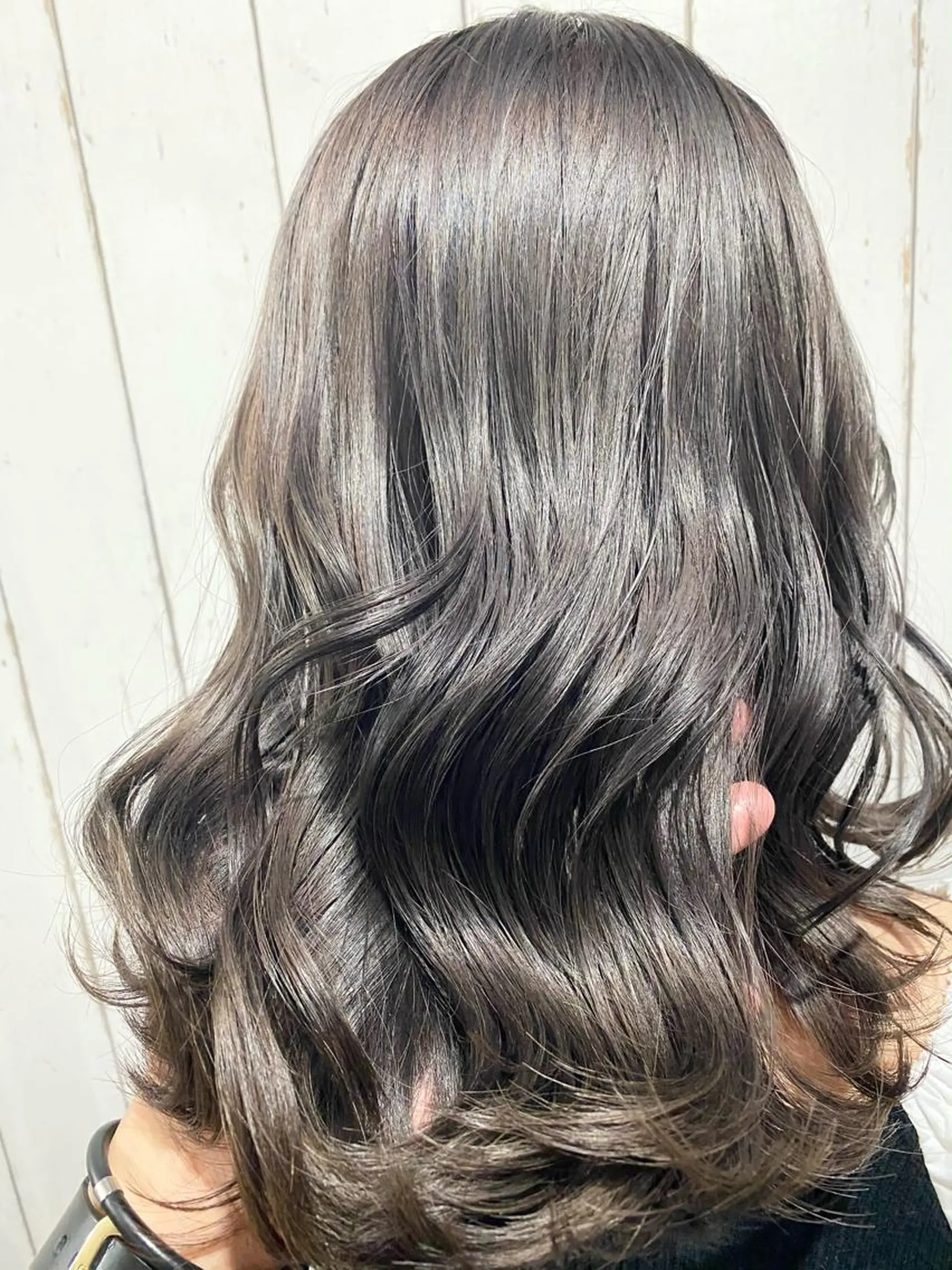 ミディアム カラー パーマ ヘアアレンジ アディクシーカラー アッシュ バレイヤージュ ベージュカラー ブリーチ 👑指名率No.1 👑坂口飛翔のヘアスタイル