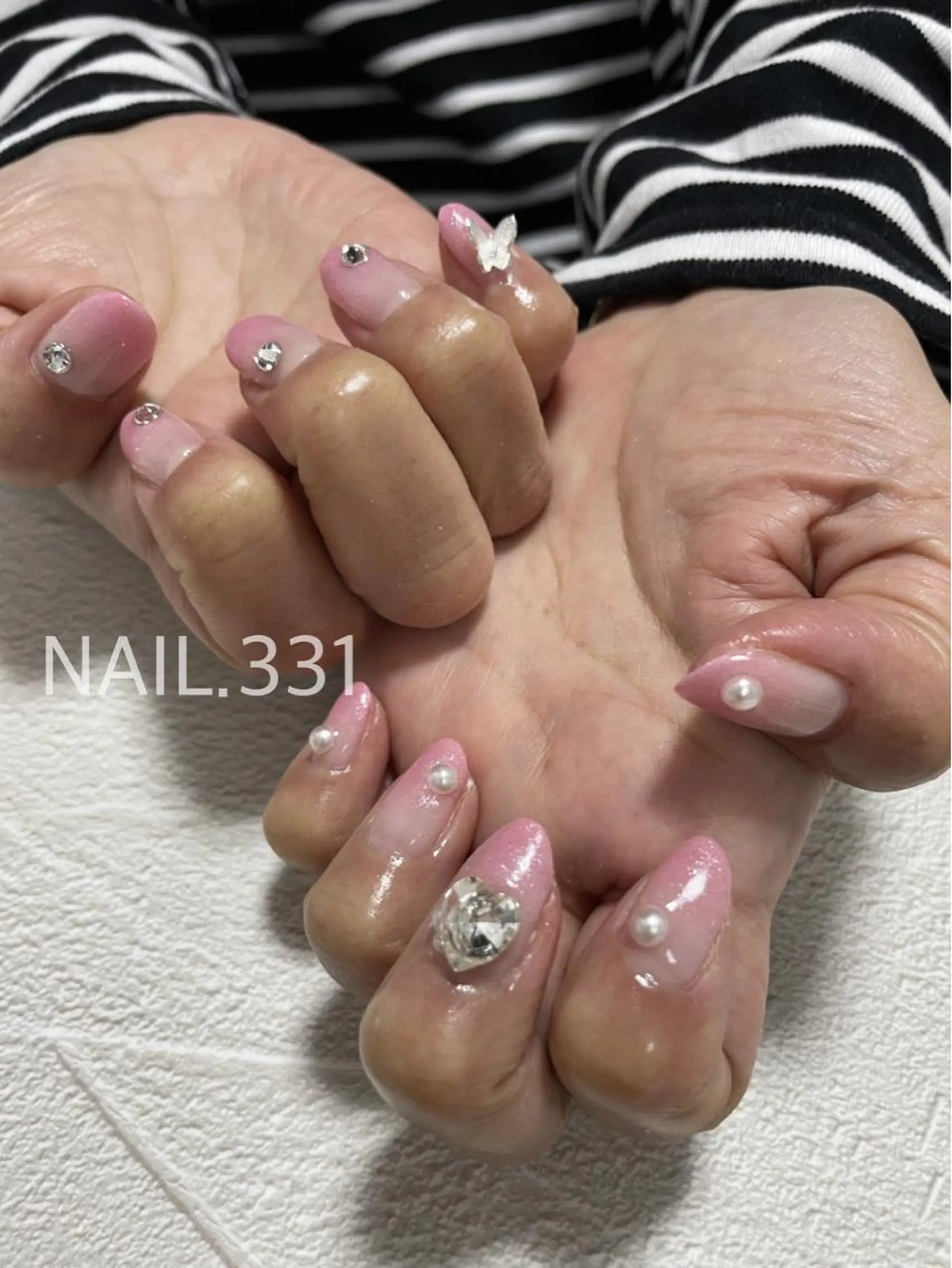 ネイル Nail 331のネイルデザイン