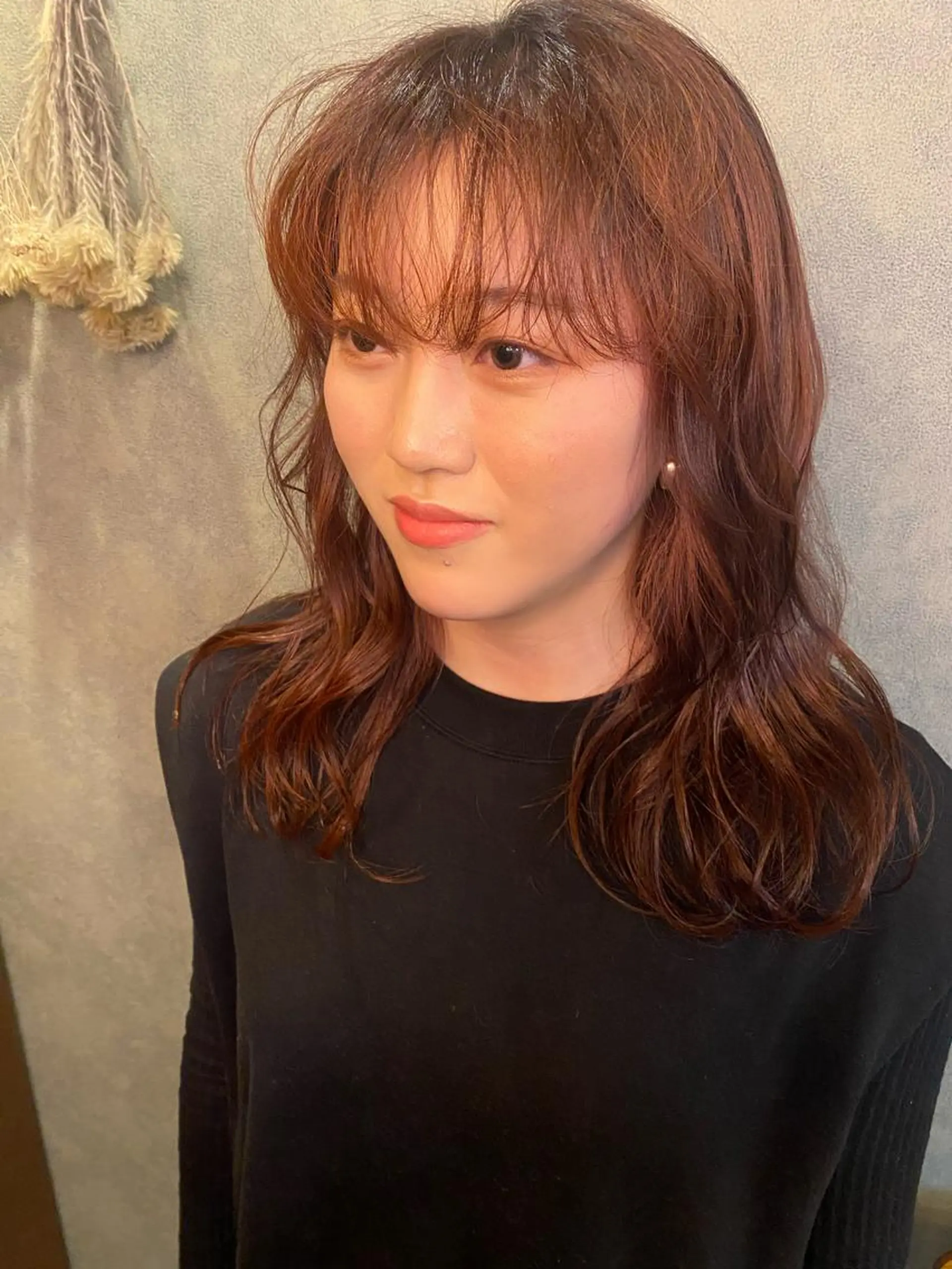 セミロング イタヤ マイカのヘアスタイル