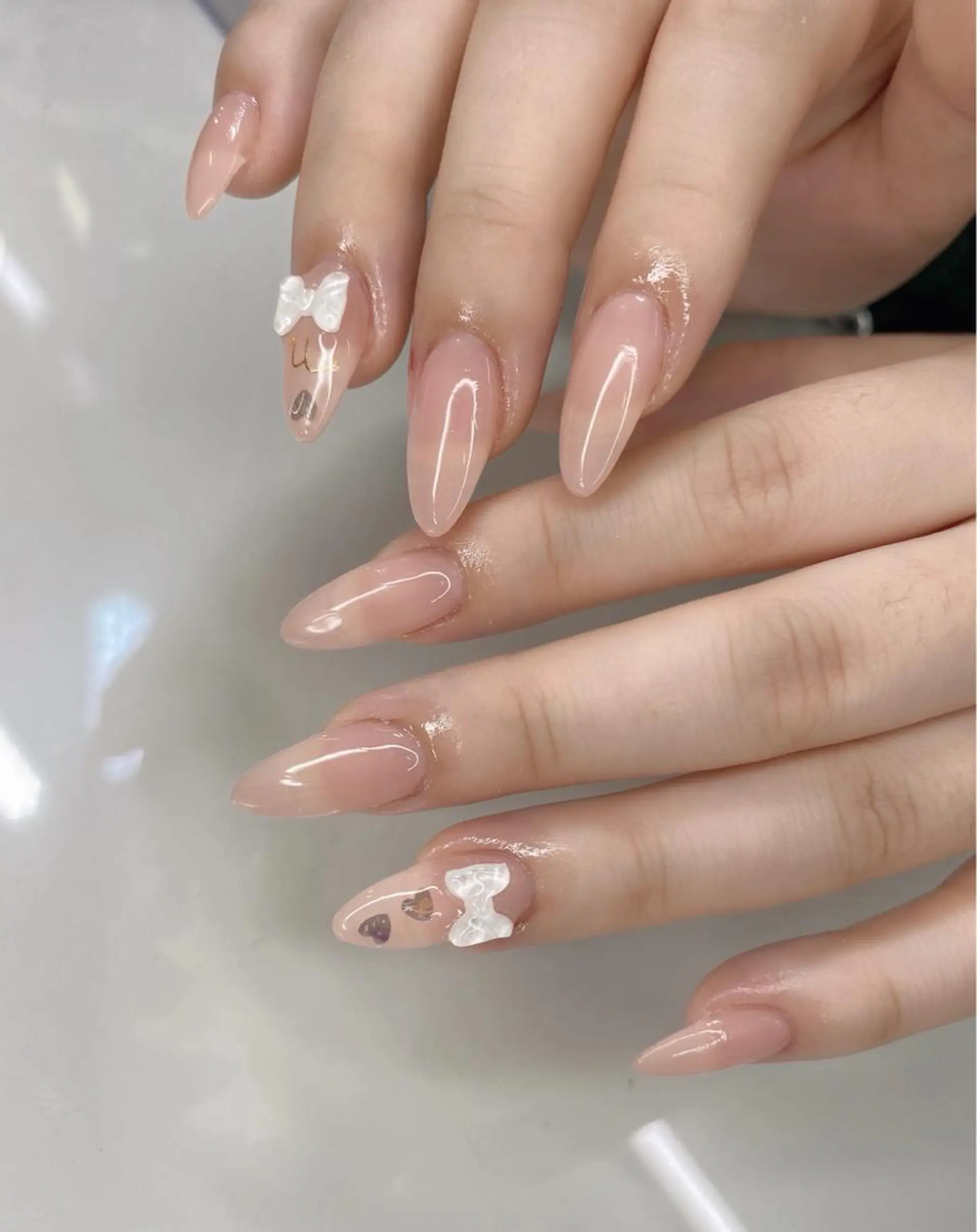 ネイル I-nailロング /ワンホン/キラキラのネイルデザイン