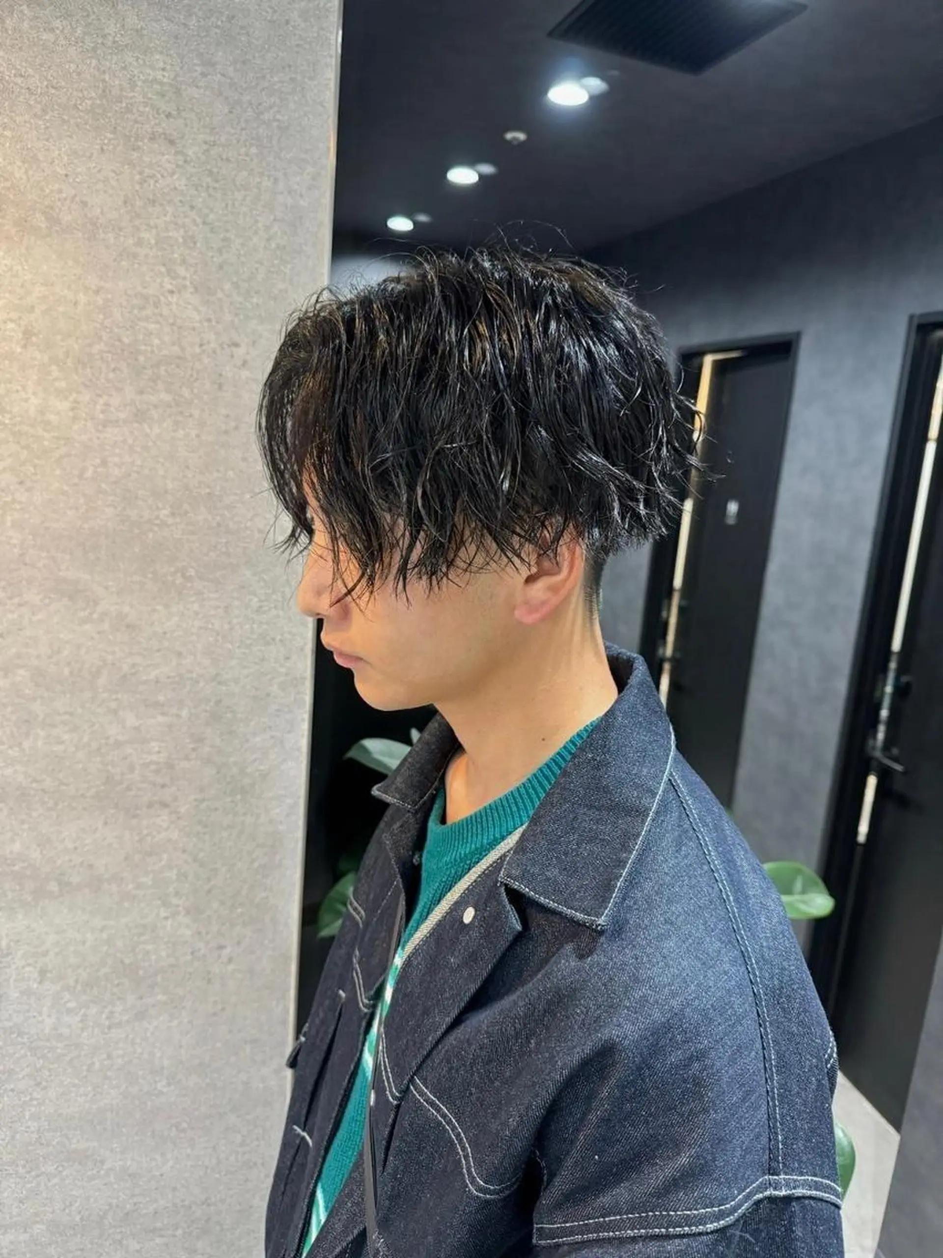 カラー メンズ *トレンド韓国スタイ ル🇰🇷モデル募集のヘアスタイル