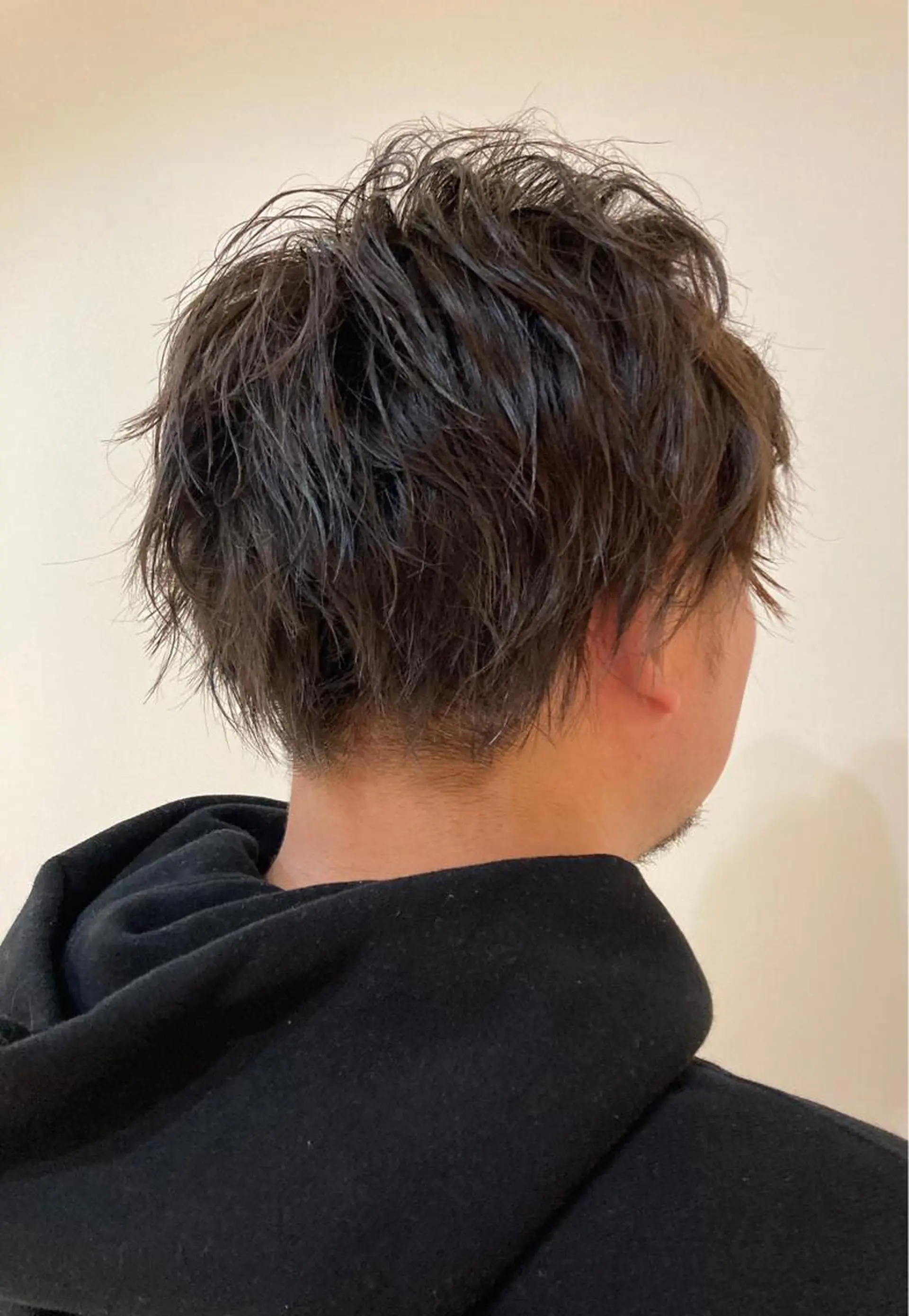 ミディアム メンズ 品田 真里のヘアスタイル