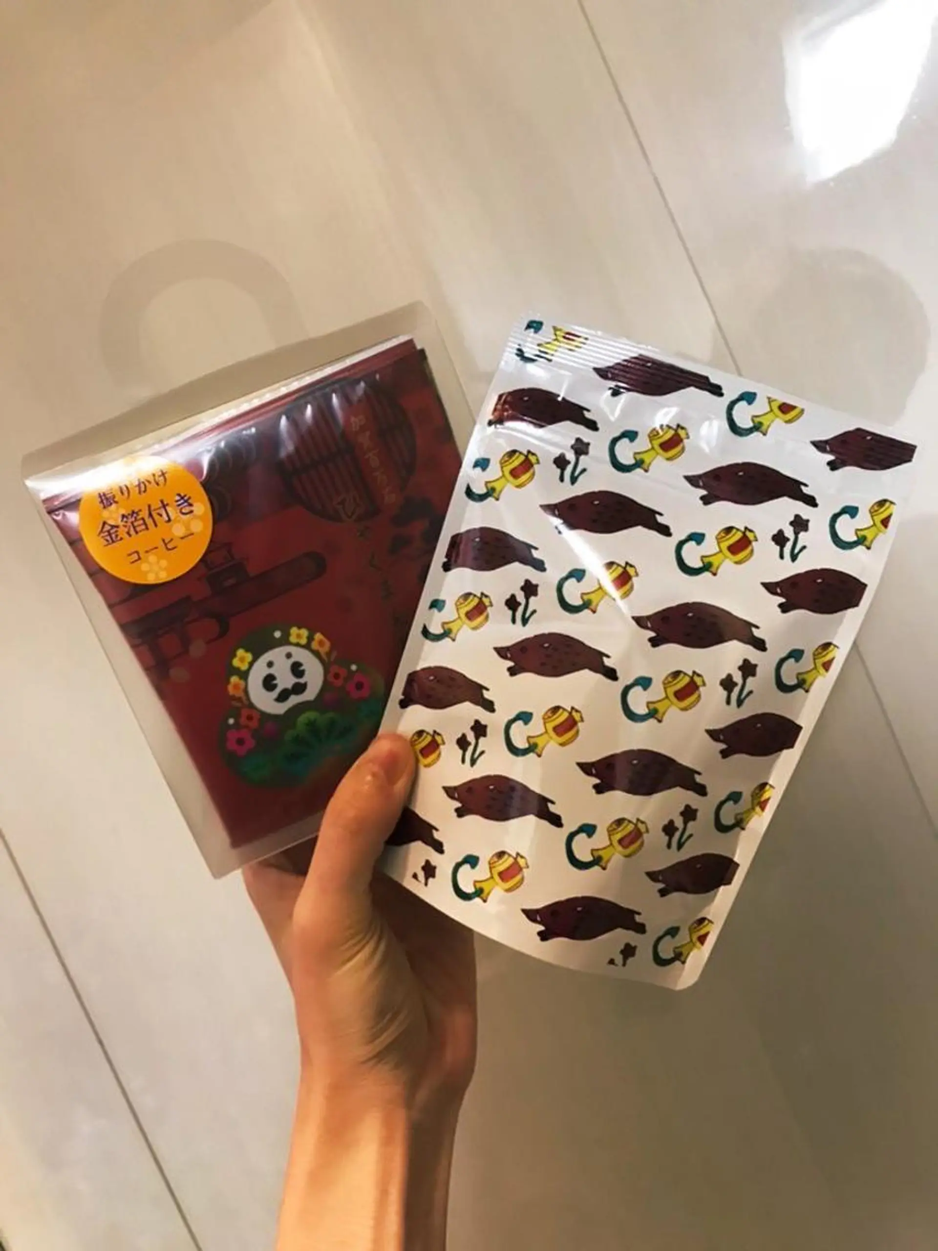 ミディアム カラー パーマ ヘアアレンジ メンズ キッズ ネイル マツエク・マツパ アイブロウ アニメ,Vオタク× 即効痩せエステサロンのエステ・リラクイメージ