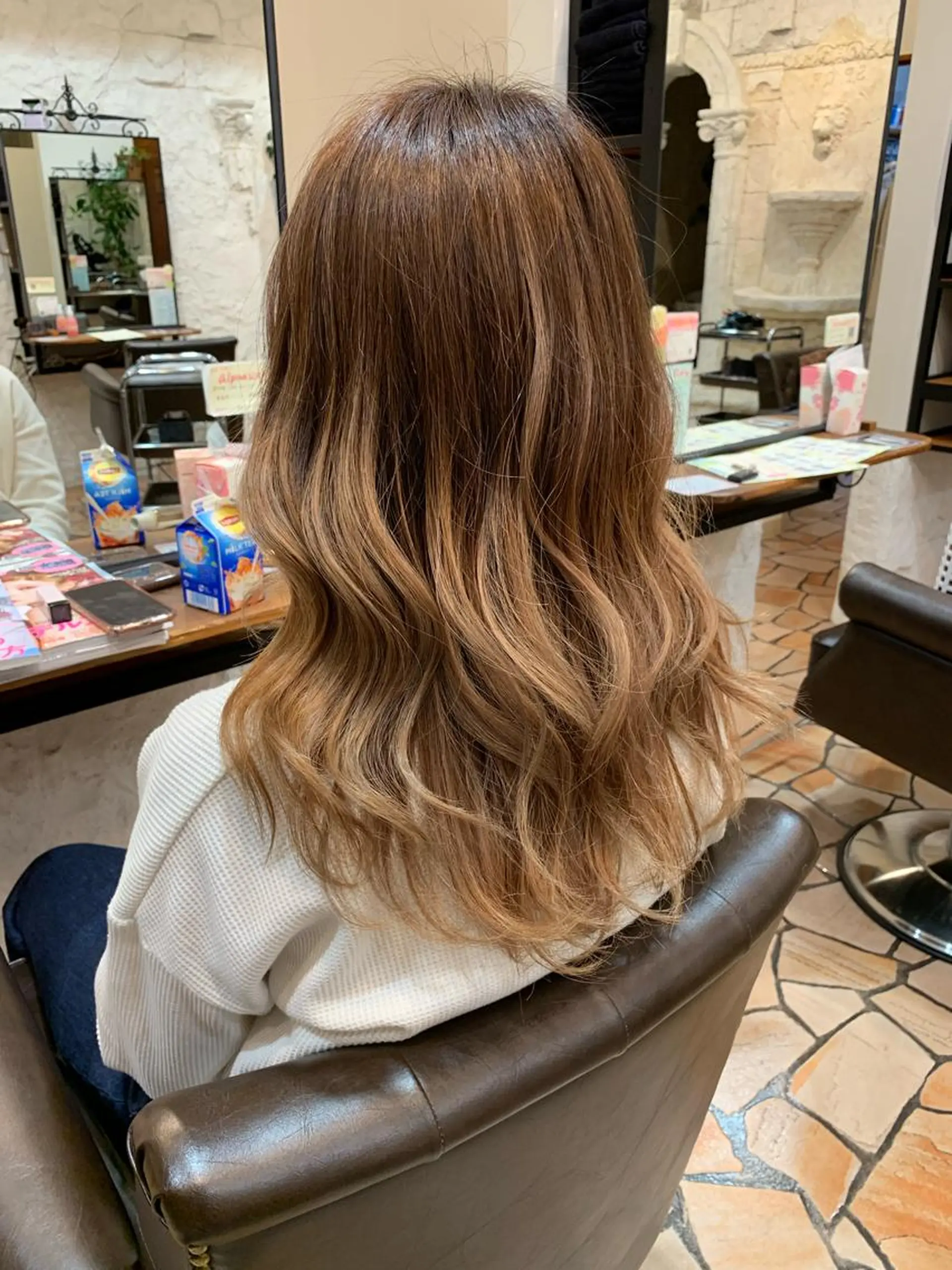 ミディアム カラー バレイヤージュ レイヤーカット 平山 達也のヘアスタイル