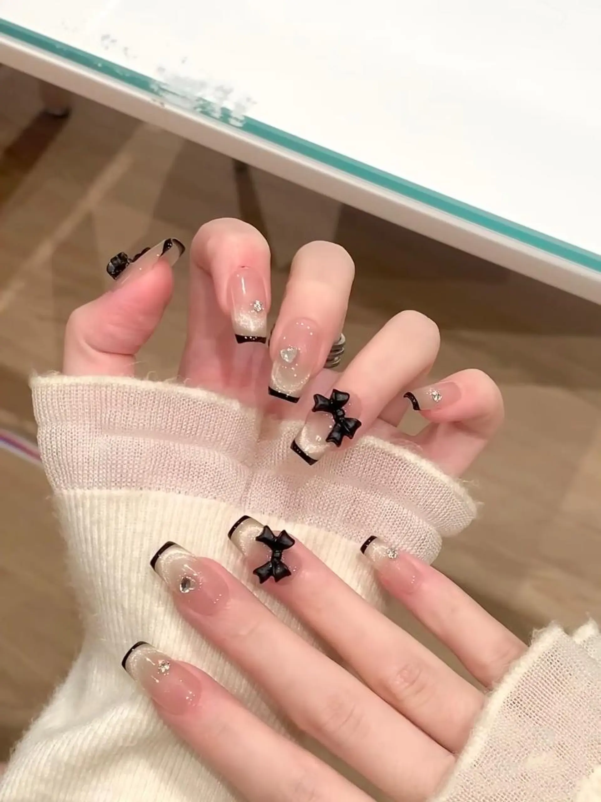 ネイル 長さ出し ジェルネイル マグネットネイル 持ち込み パラジェル ハンドネイル リラネイル ギョウのネイルデザイン