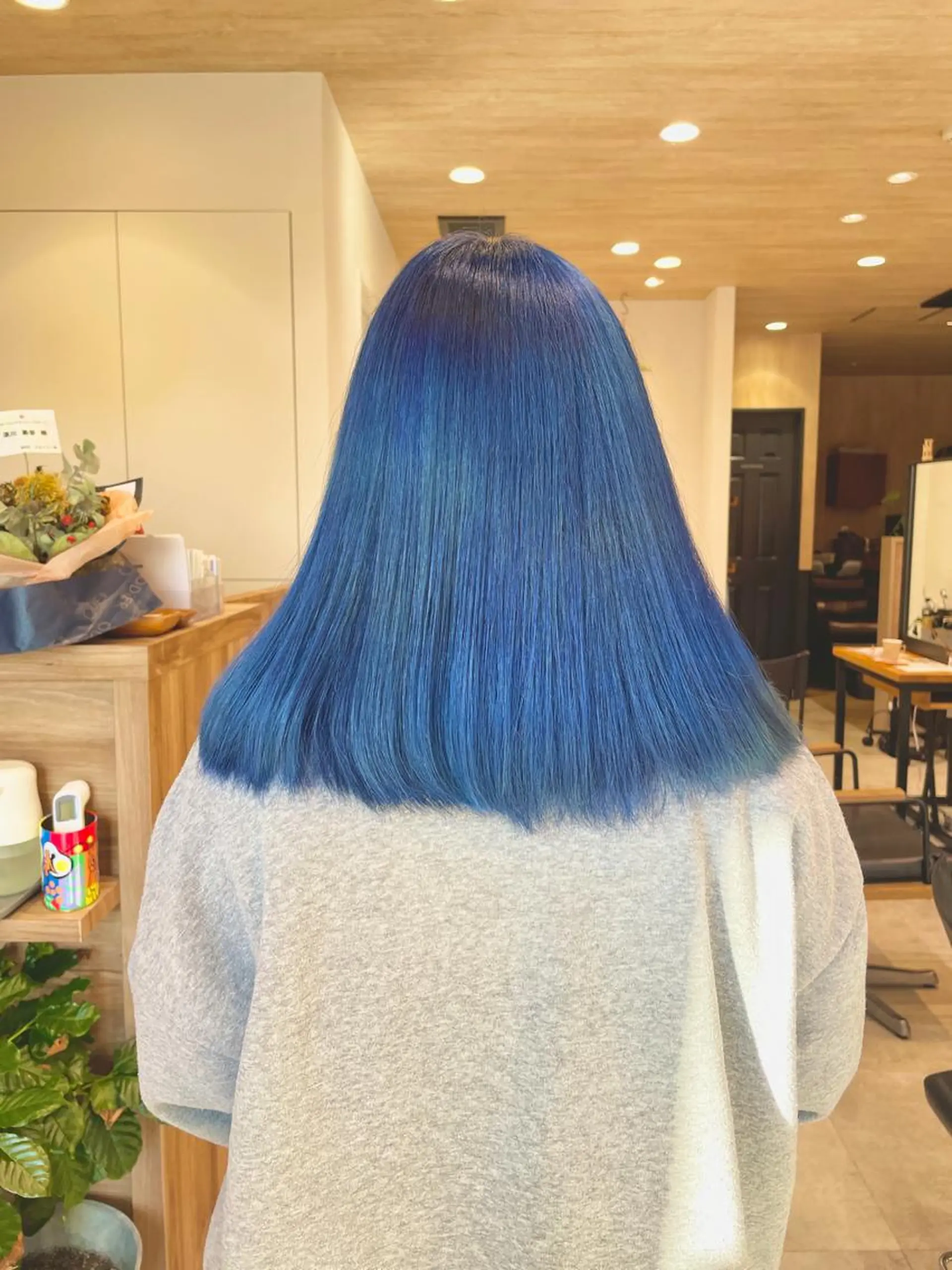 セミロング カラー ダブルカラー,透け カラーHINARIのヘアスタイル