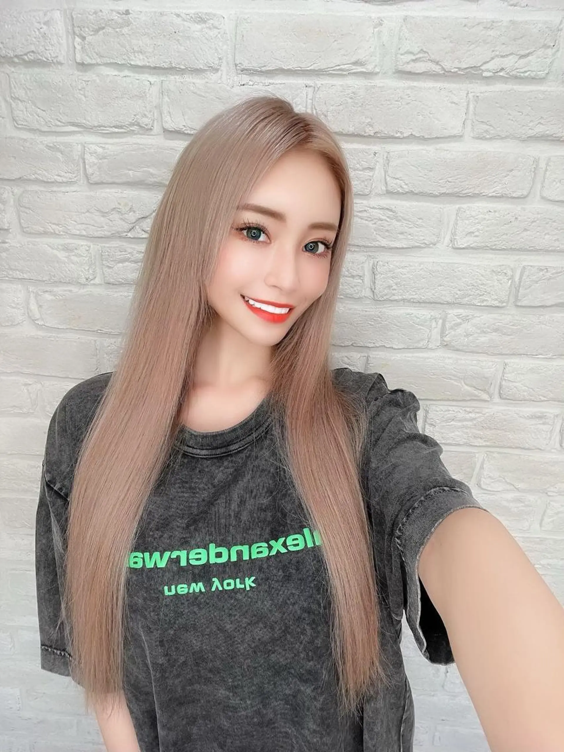 ロング ブリーチ🔥ベージュ /グレー/daikiのヘアスタイル