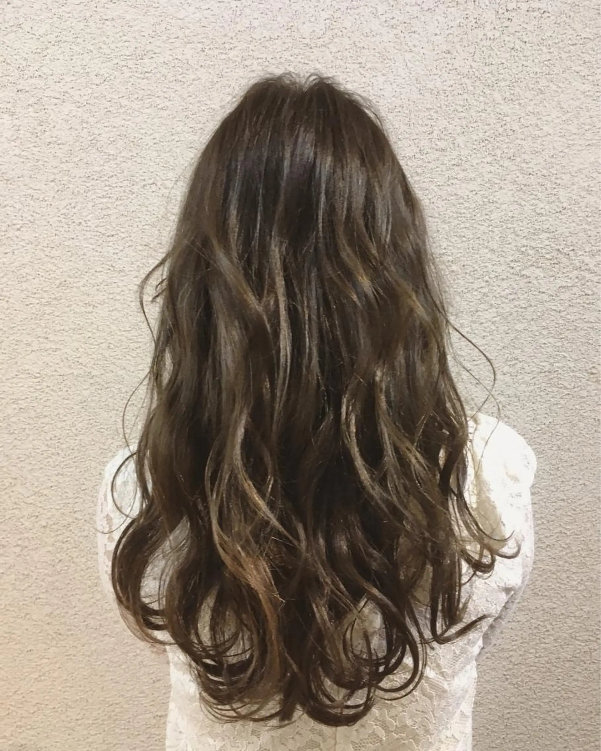 セミロング カラー カット ヘアカラー トリートメント 菅村 勇亮のヘアスタイル