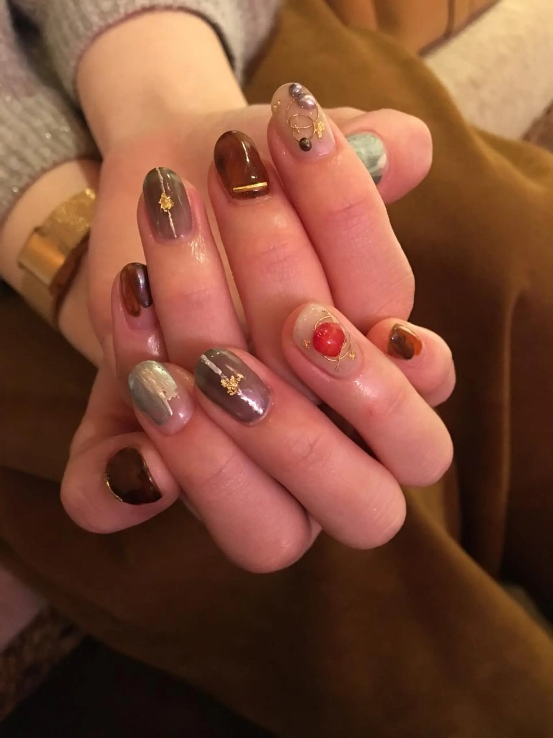 ネイル ニュアンスネイル revia所属・ERI Nailistのネイルデザイン