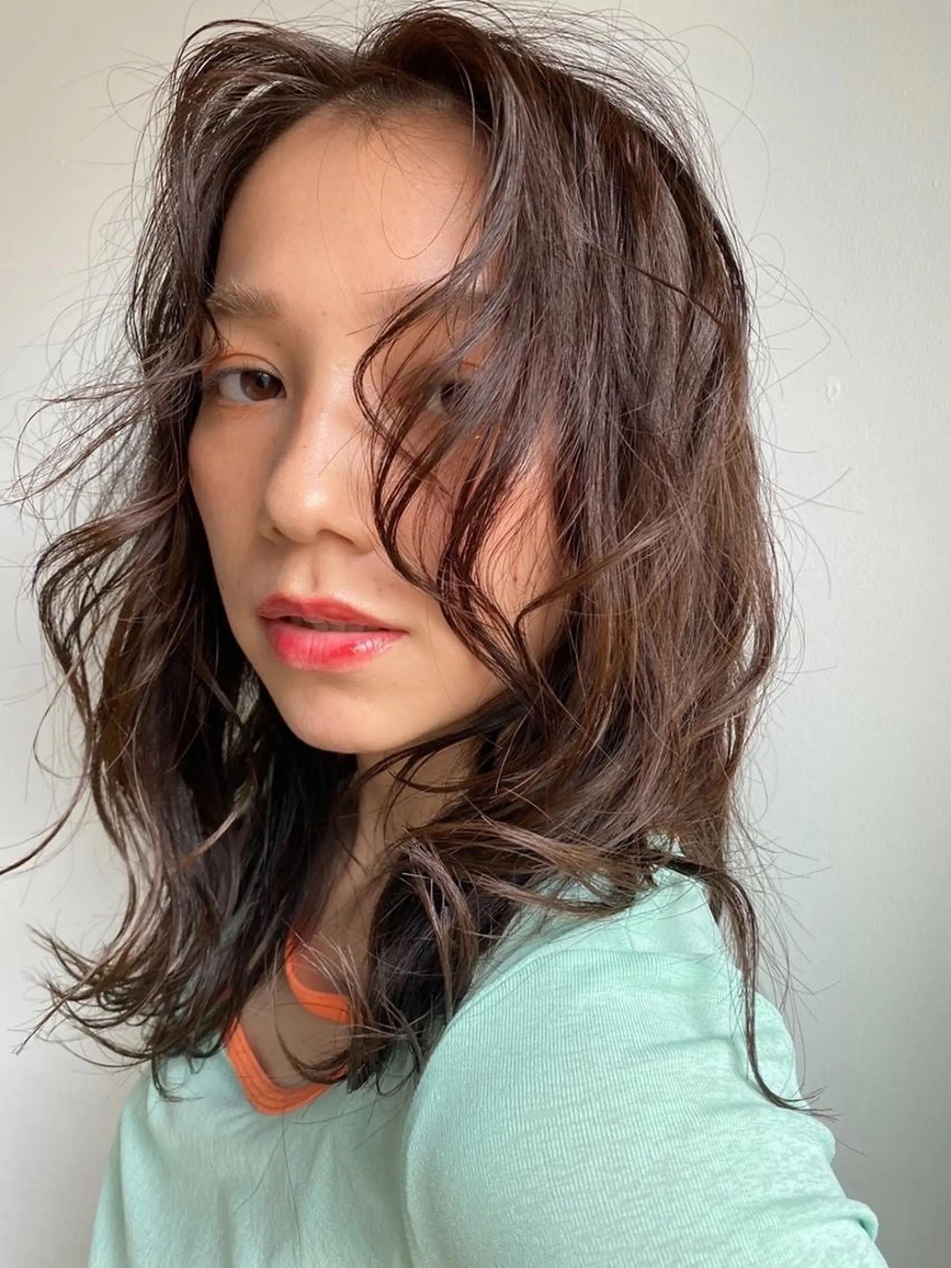 ミディアム パーマ カラー ショートボブ ミディアムパーマ アディクシーカラー ブリーチ ケアブリーチ ヘアカラー トリートメント CEINE OURのヘアスタイル