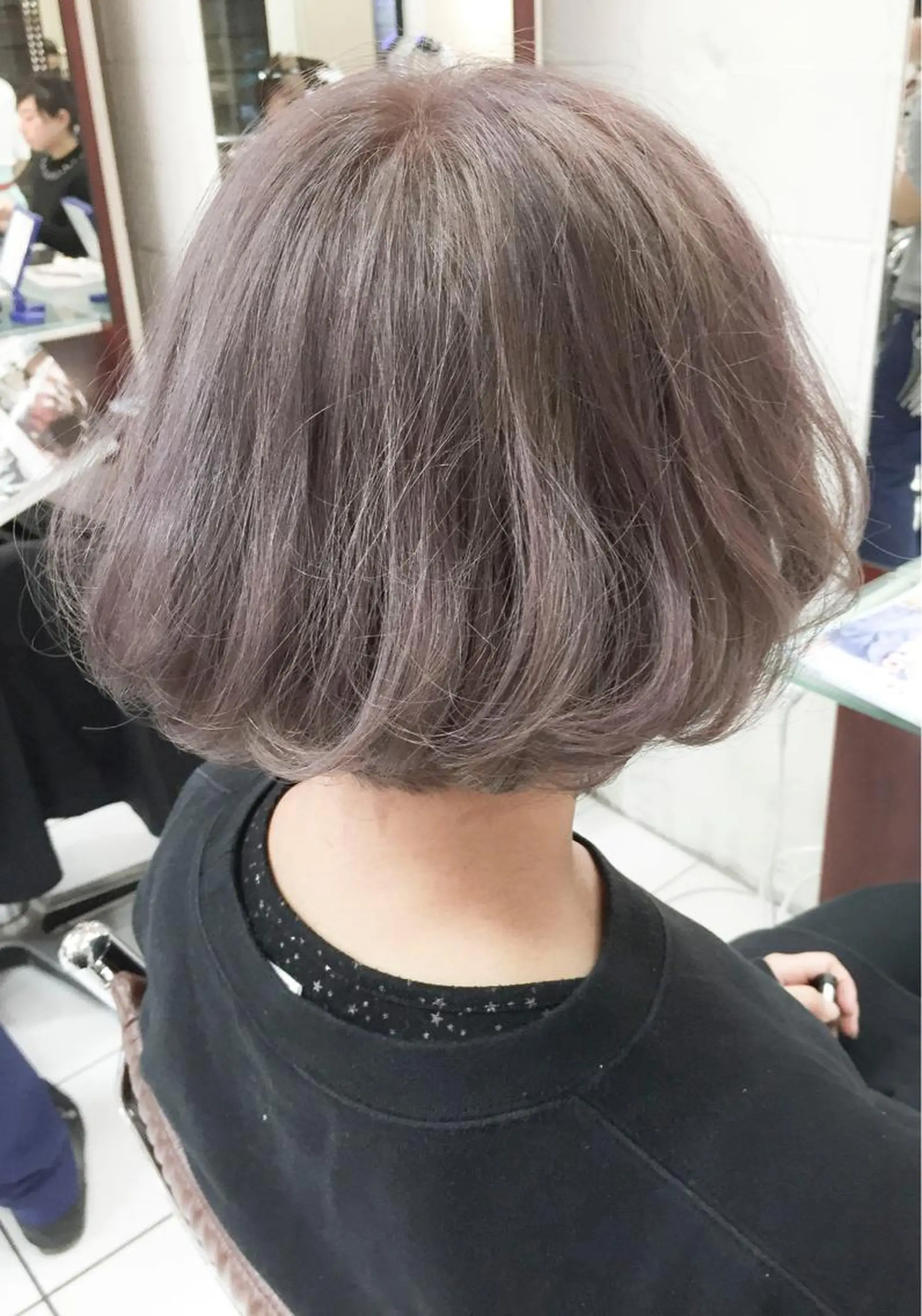 ショート カラー グレージュ バイオレットカラー バイオレットグレージュ モテ髪透明感❤️ デイズヘアカラーのヘアスタイル