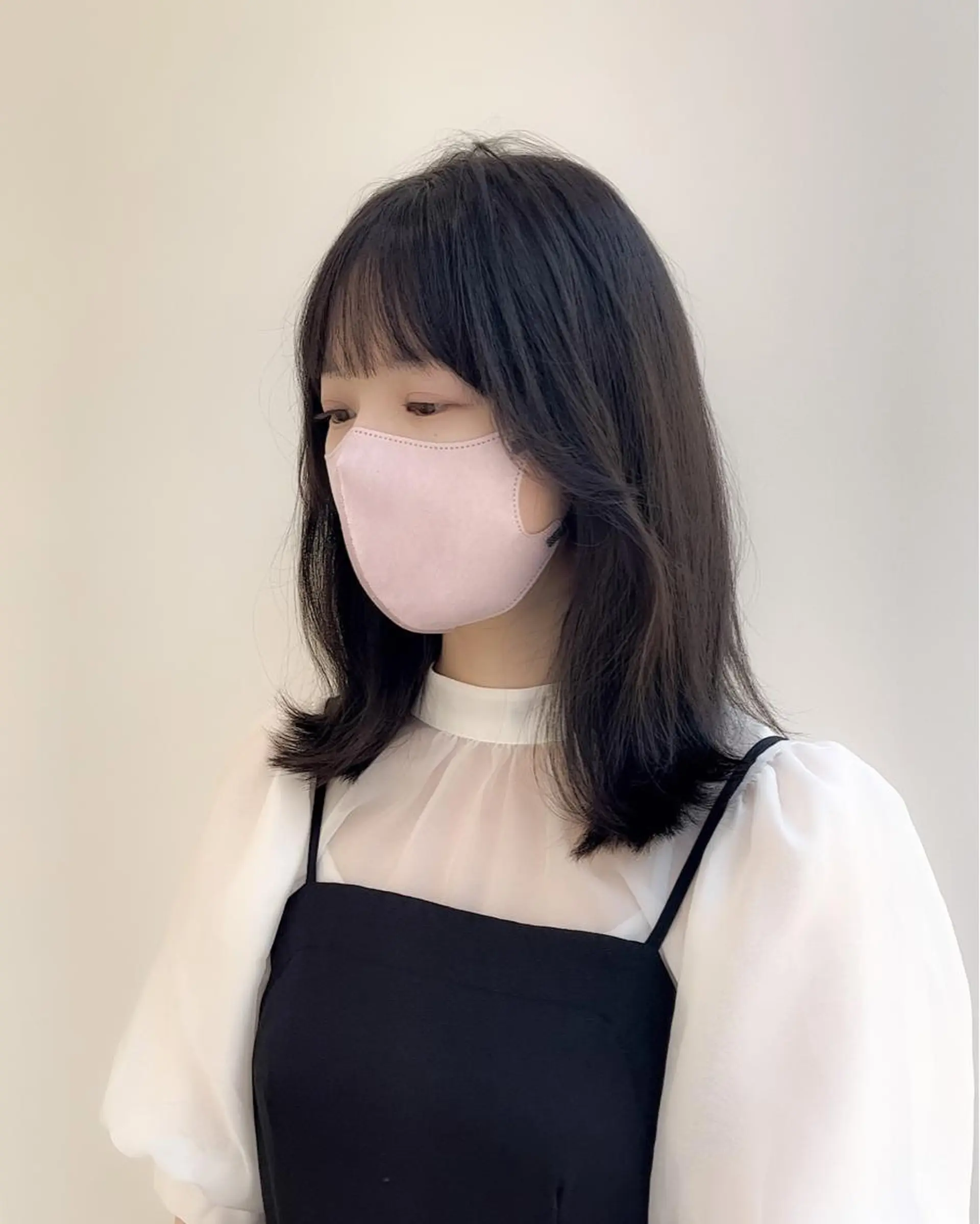 ミディアム カラー グレージュ 小顔カット ミタニ/髪質改善 /レイヤーカットのヘアスタイル