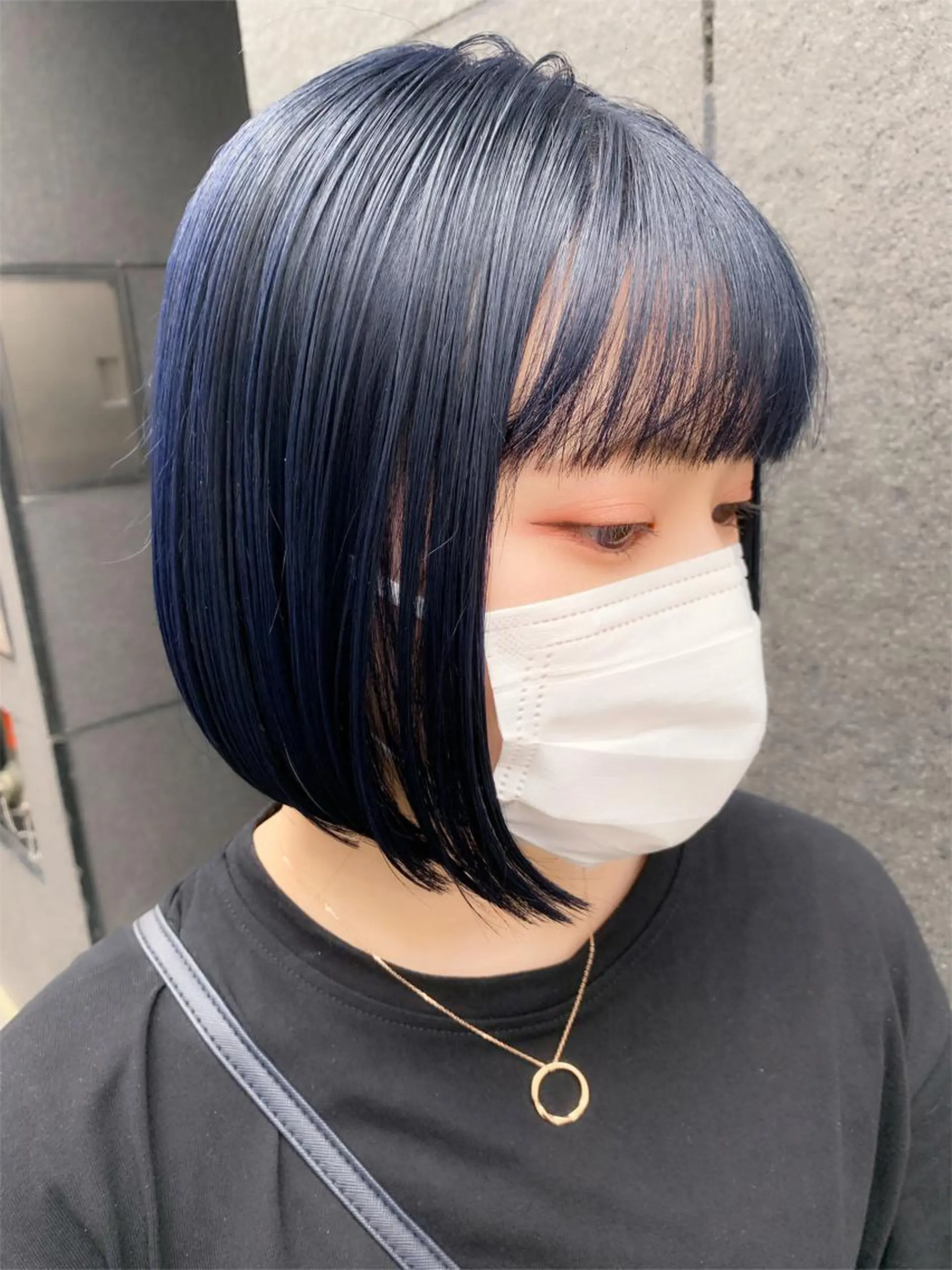 ショート カラー ブリーチ ブルーカラー ネイビーカラー カット ヘアカラー トリートメント tension 【テンション】のヘアスタイル