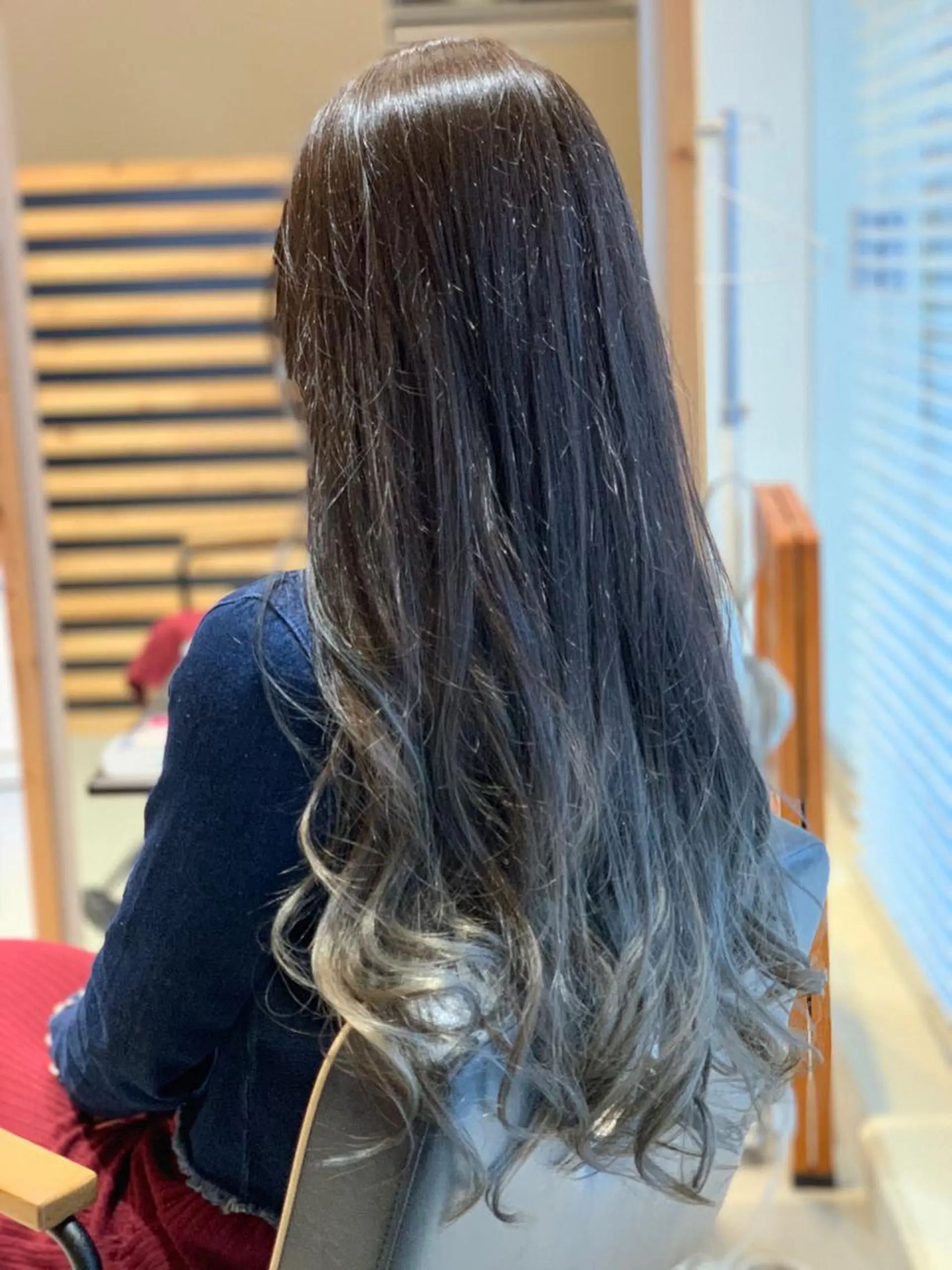 ロング カラー 関口 友行のヘアスタイル