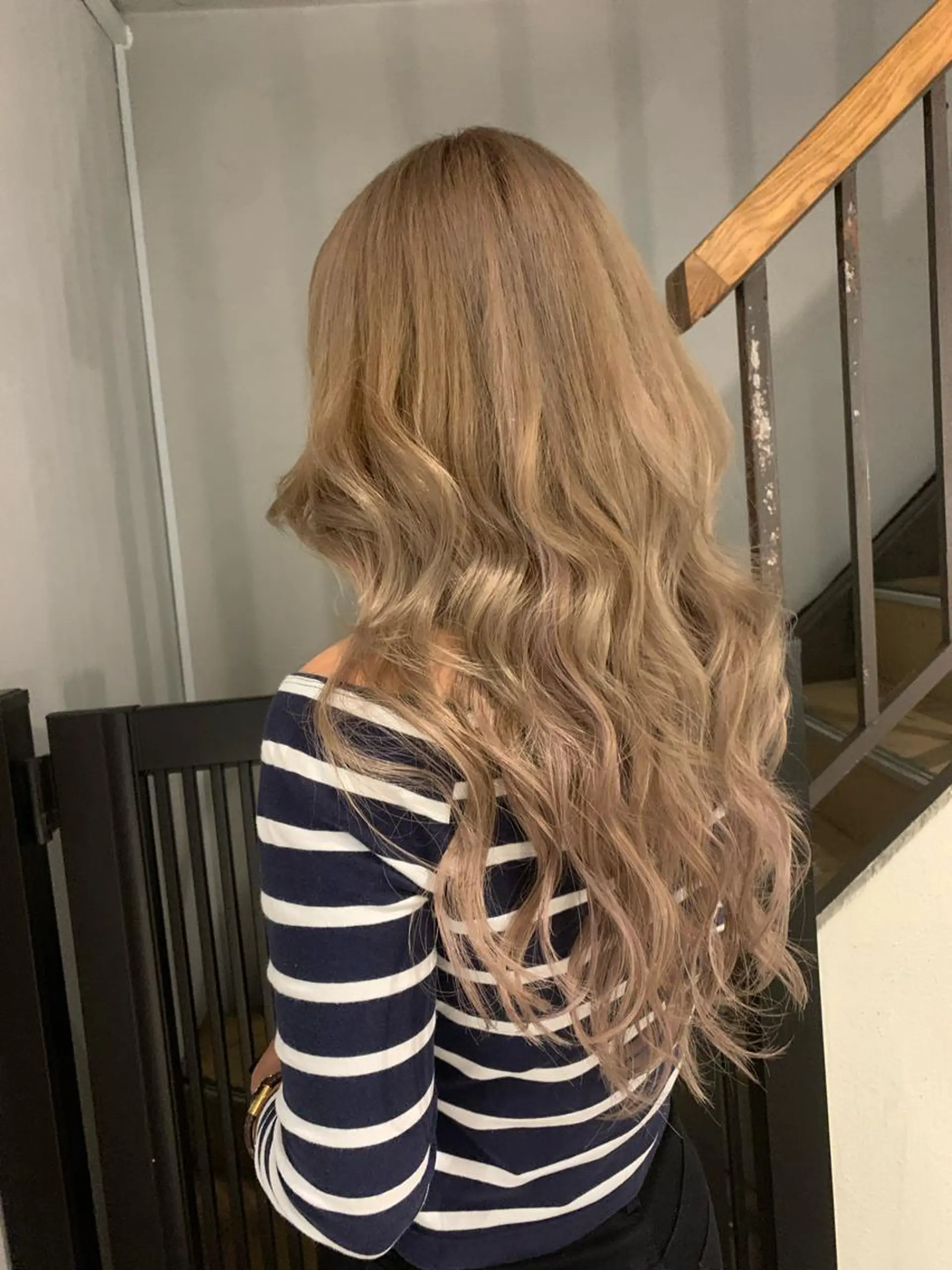 ロング カラー パーマ ヘアアレンジ シールエクステ ブリーチ エクステ 🎨カラー満足度 500%💫ヅル💫のヘアスタイル