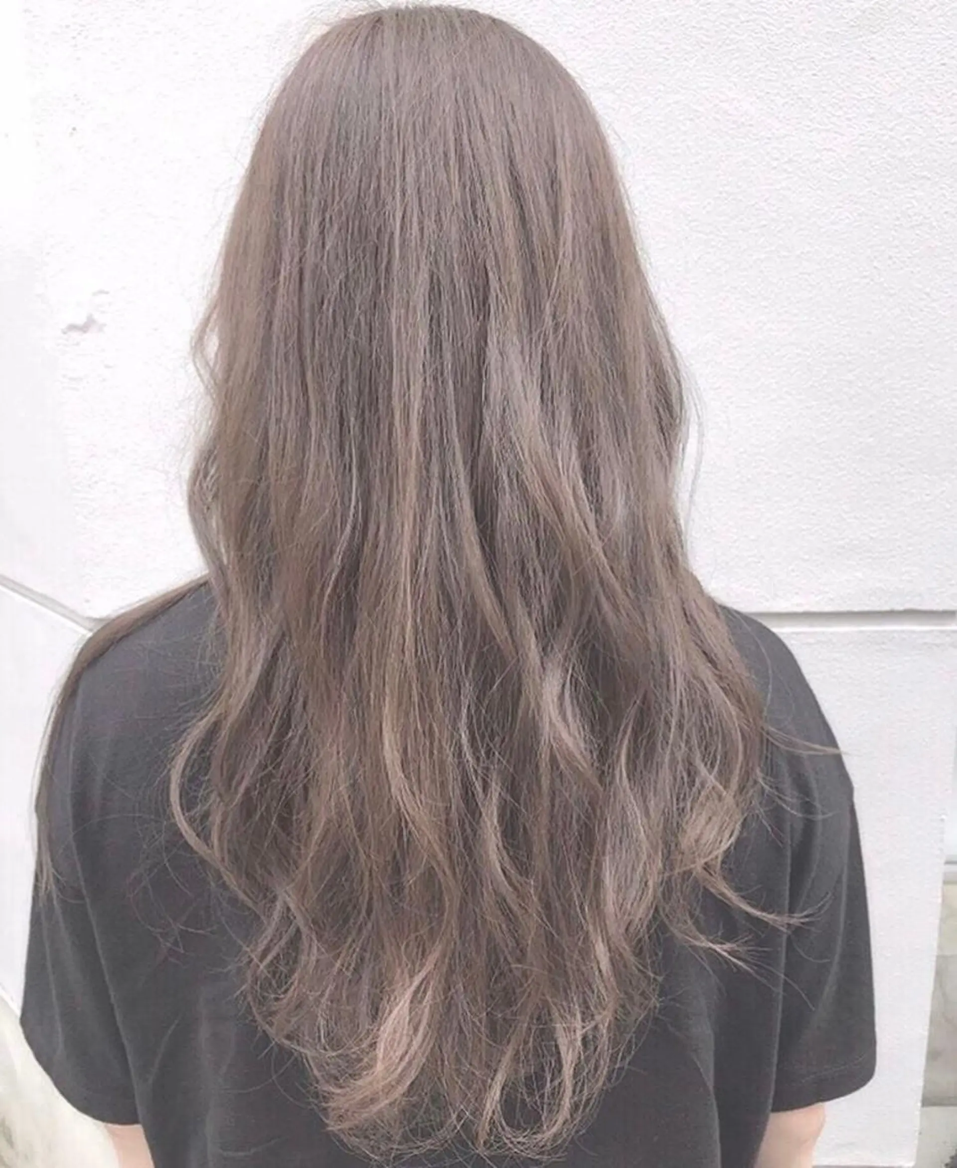 ロング アッシュ アッシュグレー アッシュグレージュ 外国人風カラー ロング ヘアカラー 韓国 縮毛矯正 髪質改善 木村のヘアスタイル