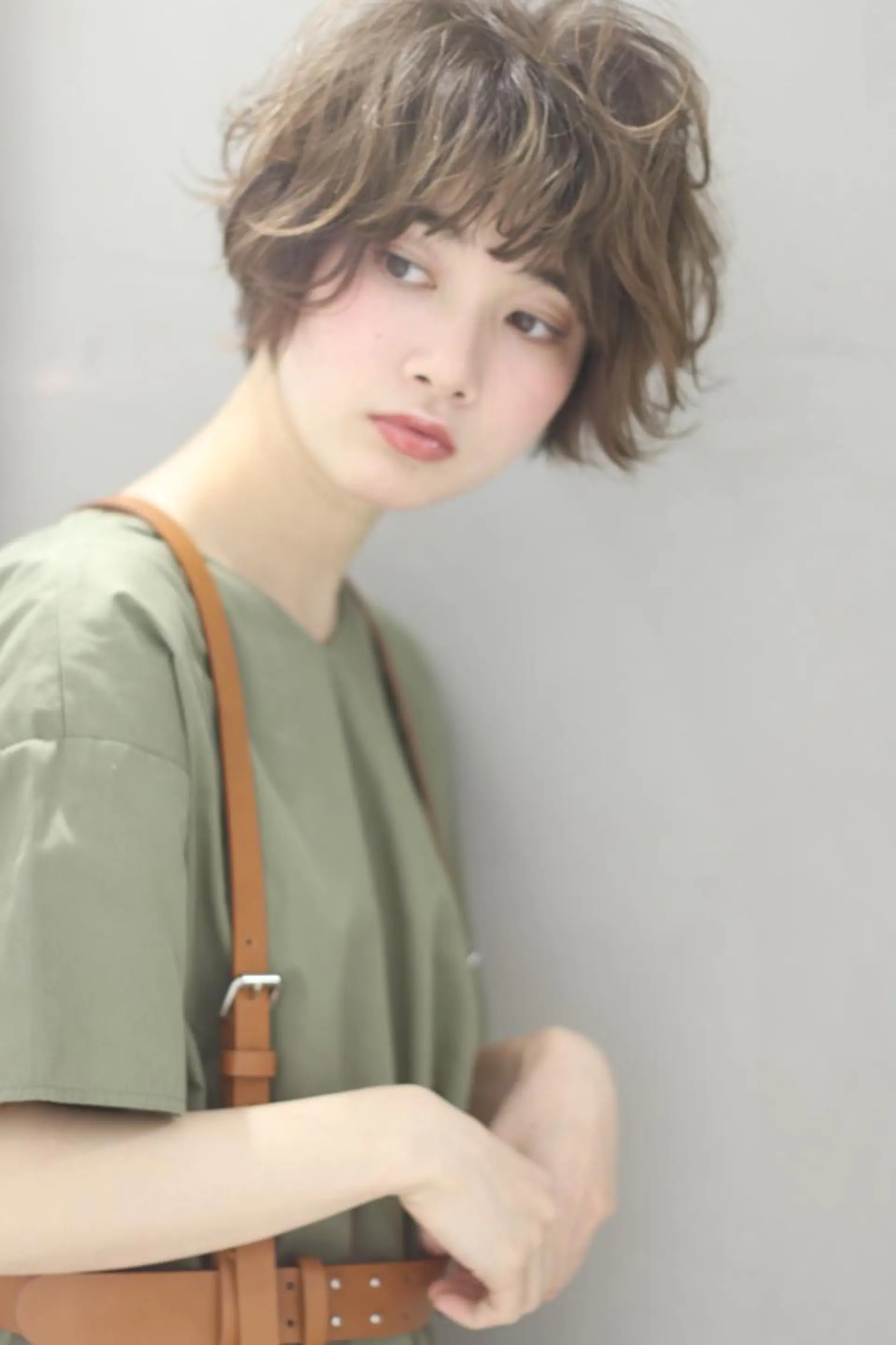 ミディアム カラー ミディアムパーマ アッシュ ベージュカラー ボブ 代表　土屋ヒロユキ ショートカットのヘアスタイル