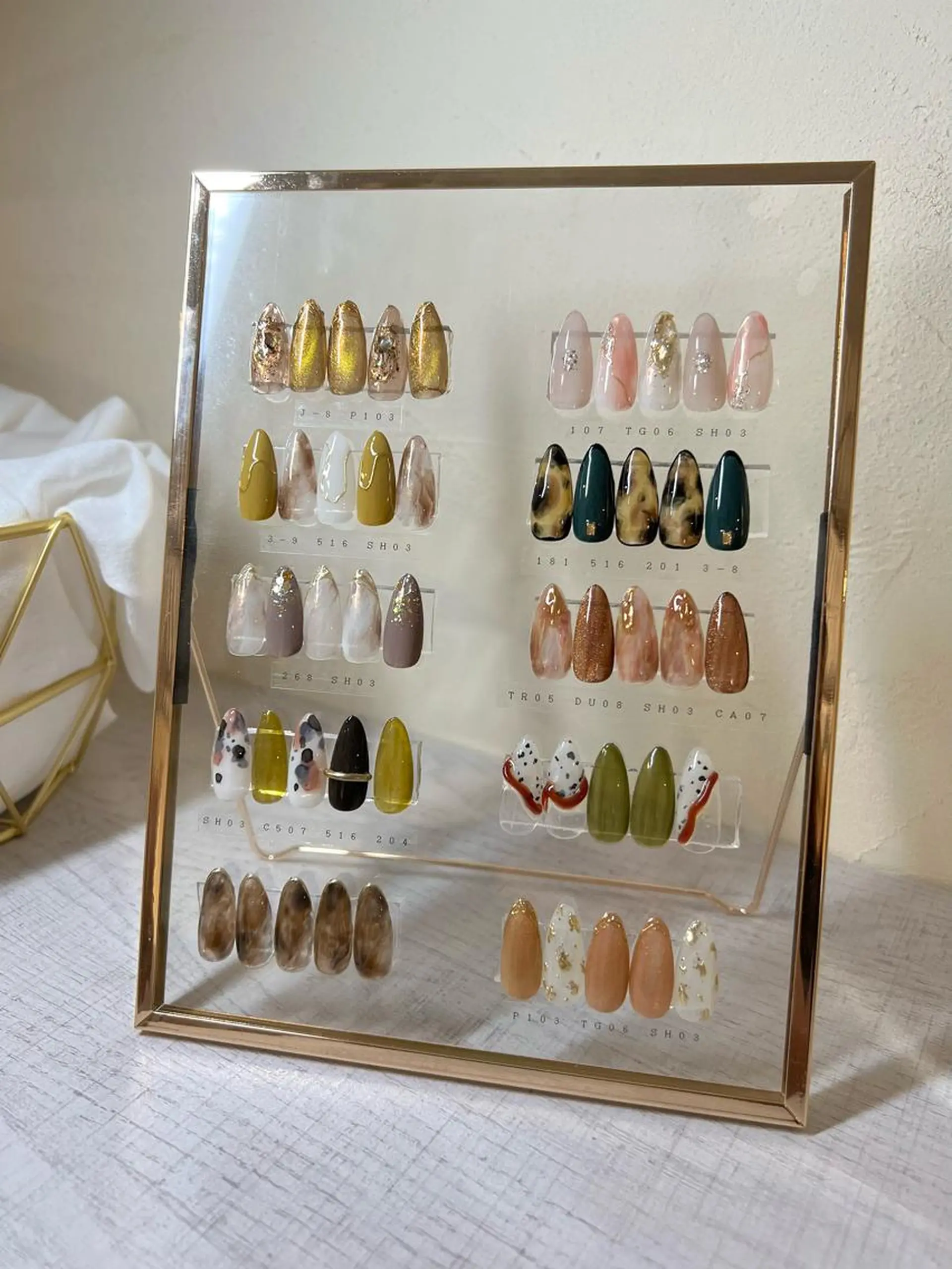 ミディアム ネイル SalonPrima Nail & Eyeのネイルデザイン