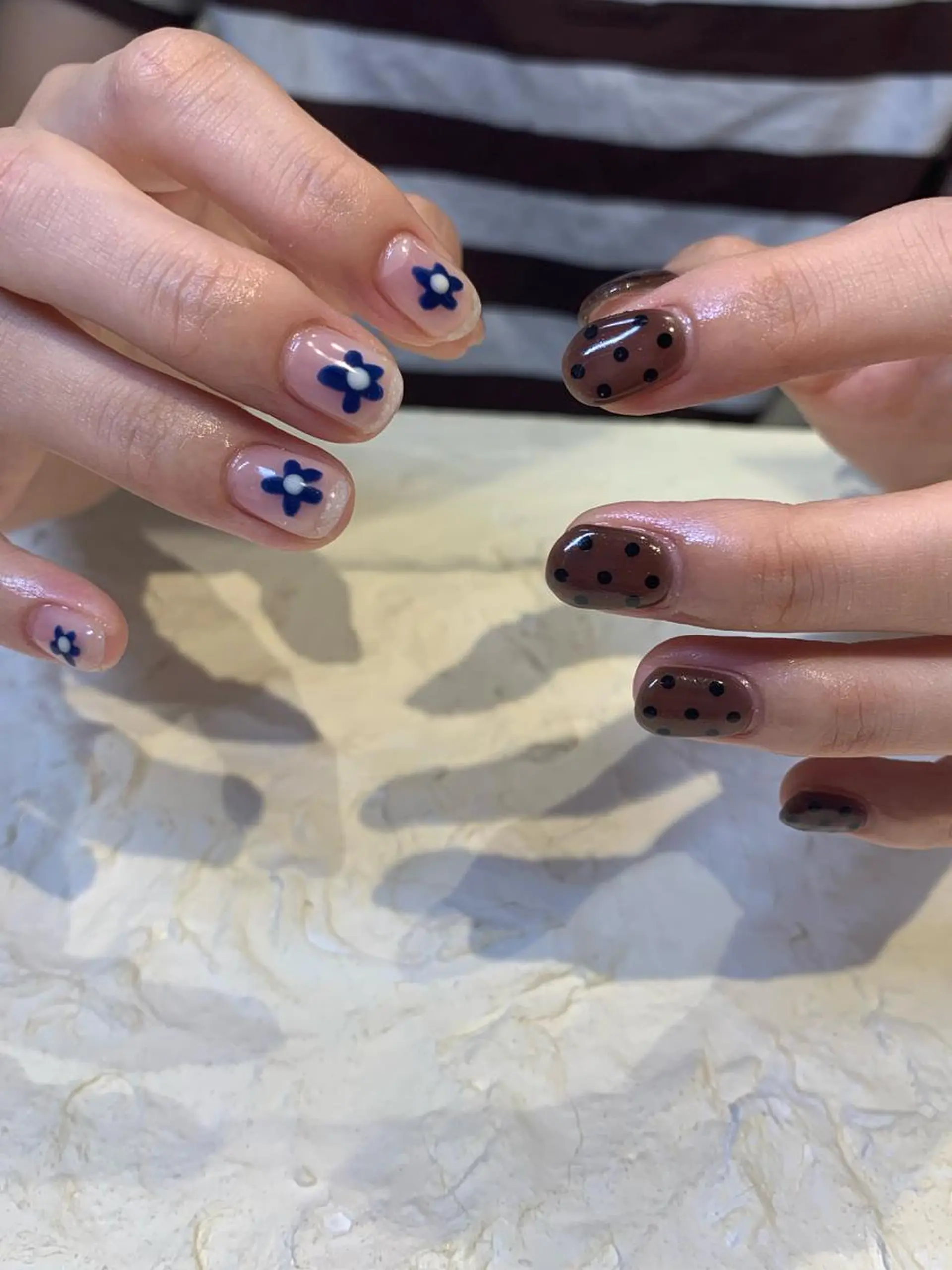 ネイル ドット マキノ ユイのネイルデザイン
