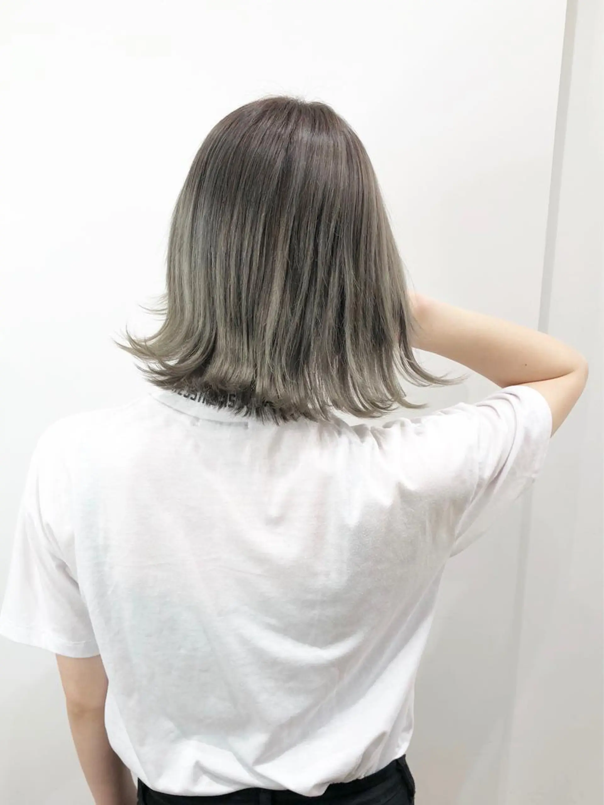 ミディアム カラー 🌙HIZUKI🌙 ハイトーン 艶髪のヘアスタイル