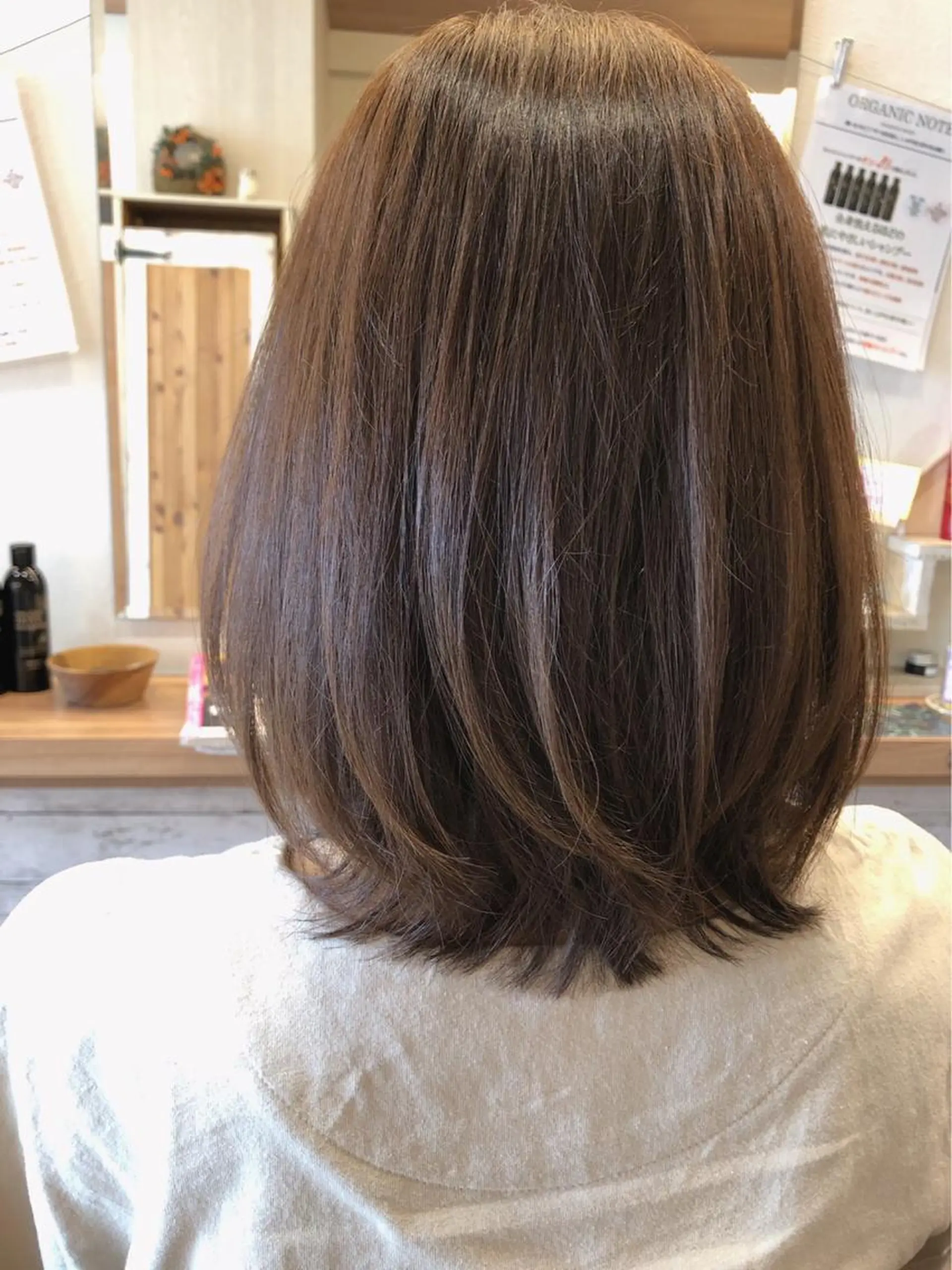 ミディアム ぐらんぐりーん 藤中のヘアスタイル